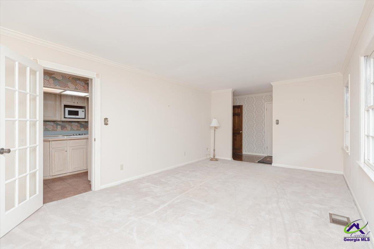 206 Ridgeland Drive