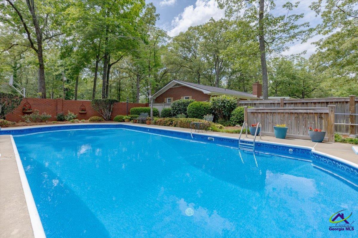 206 Ridgeland Drive