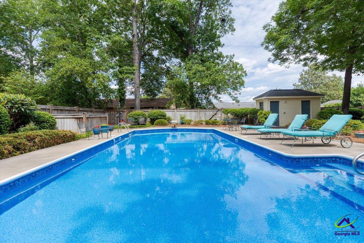 206 Ridgeland Drive