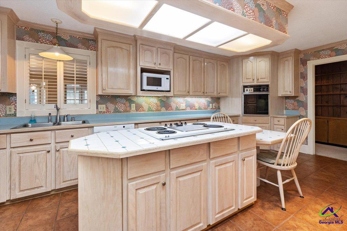 206 Ridgeland Drive