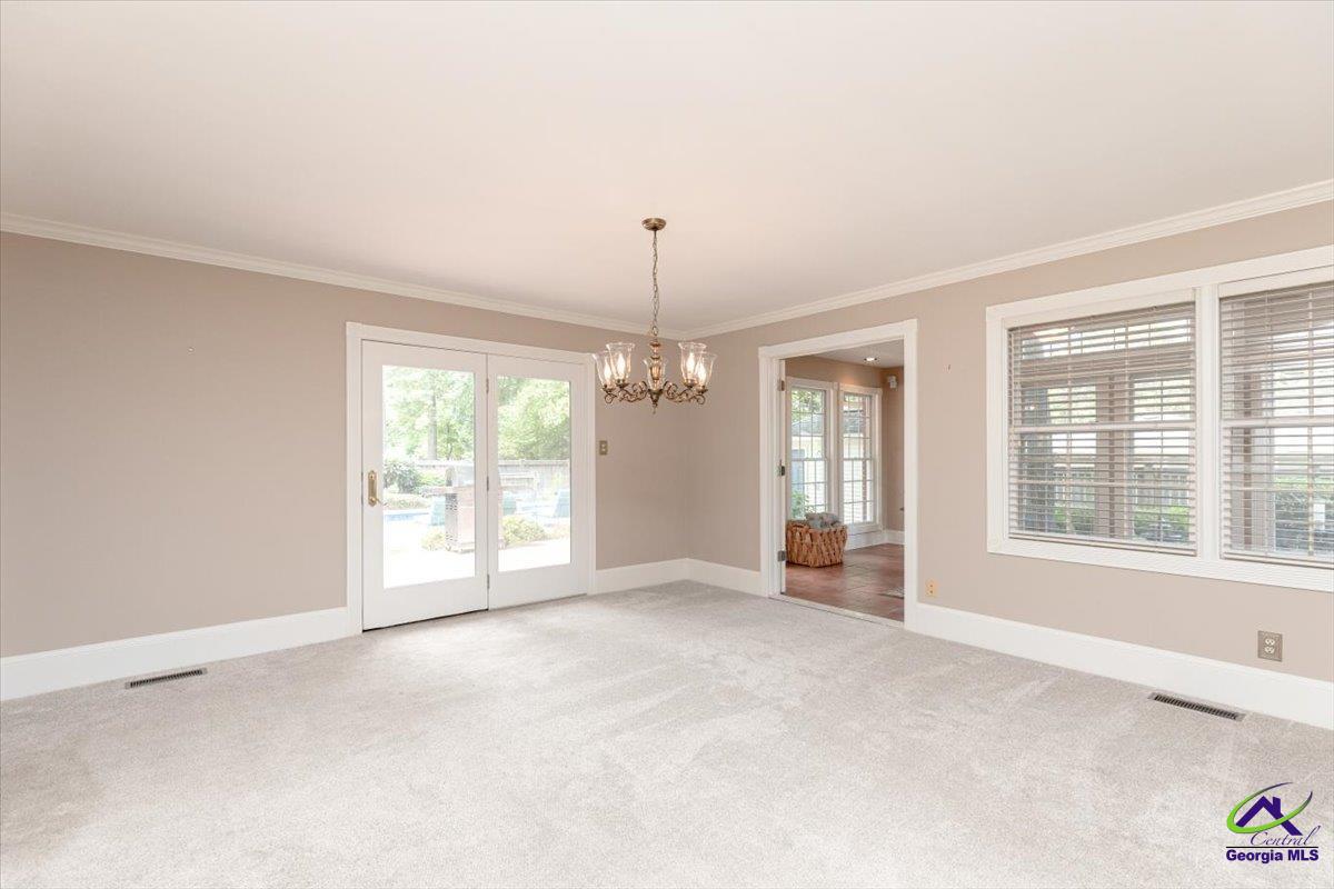206 Ridgeland Drive