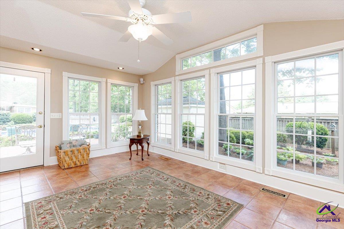 206 Ridgeland Drive