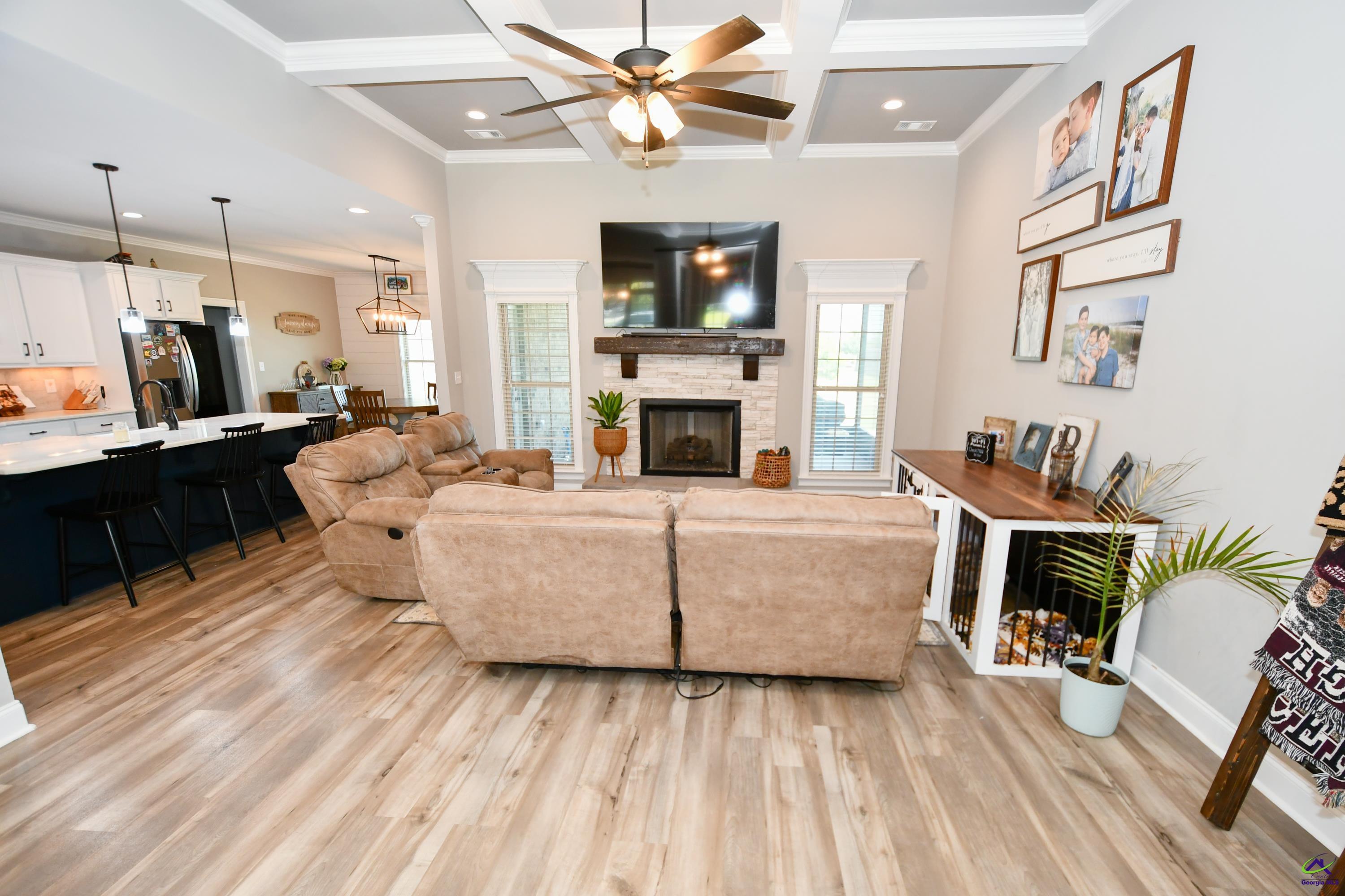 412 Stonegate Trail