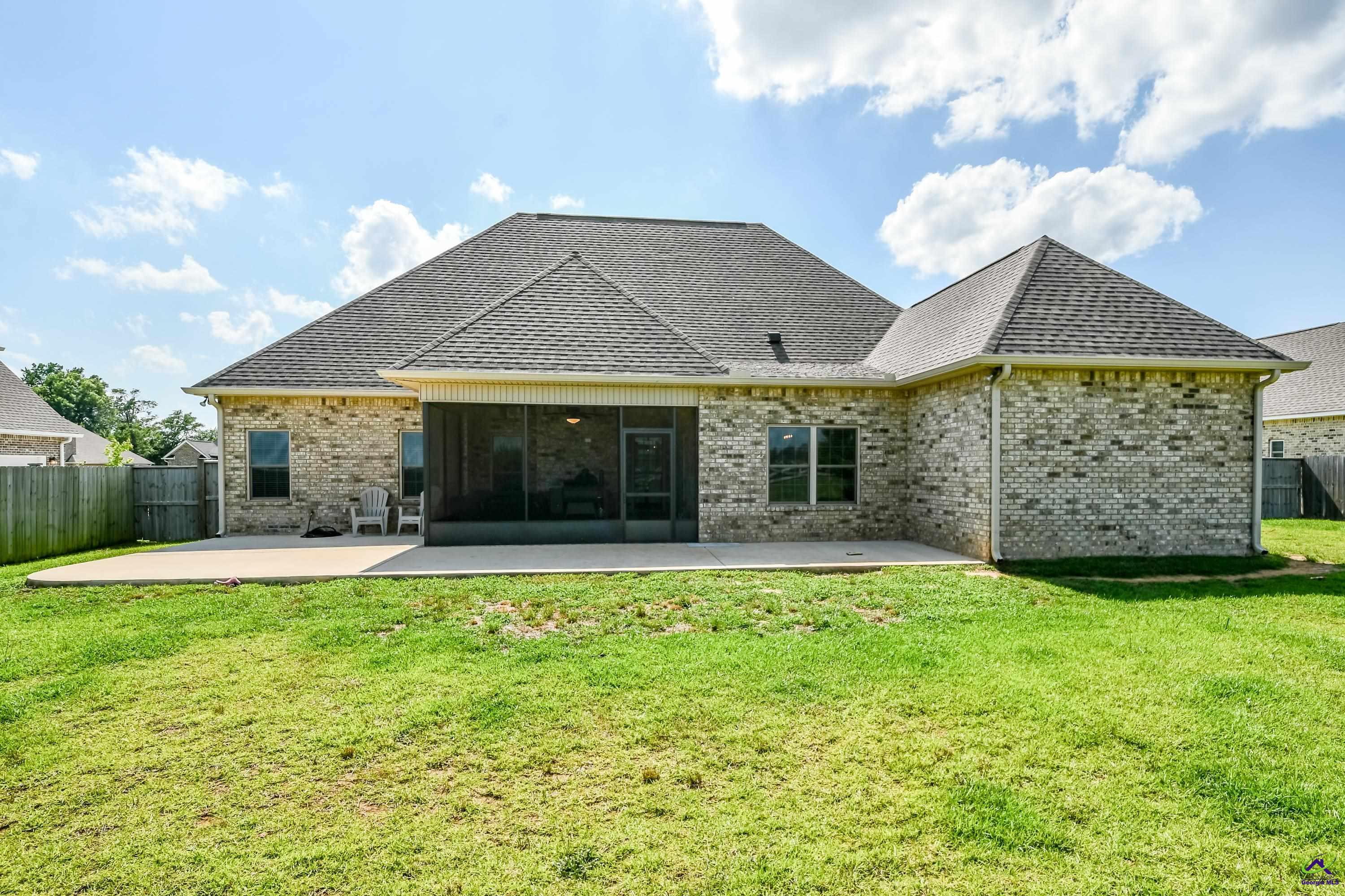 412 Stonegate Trail