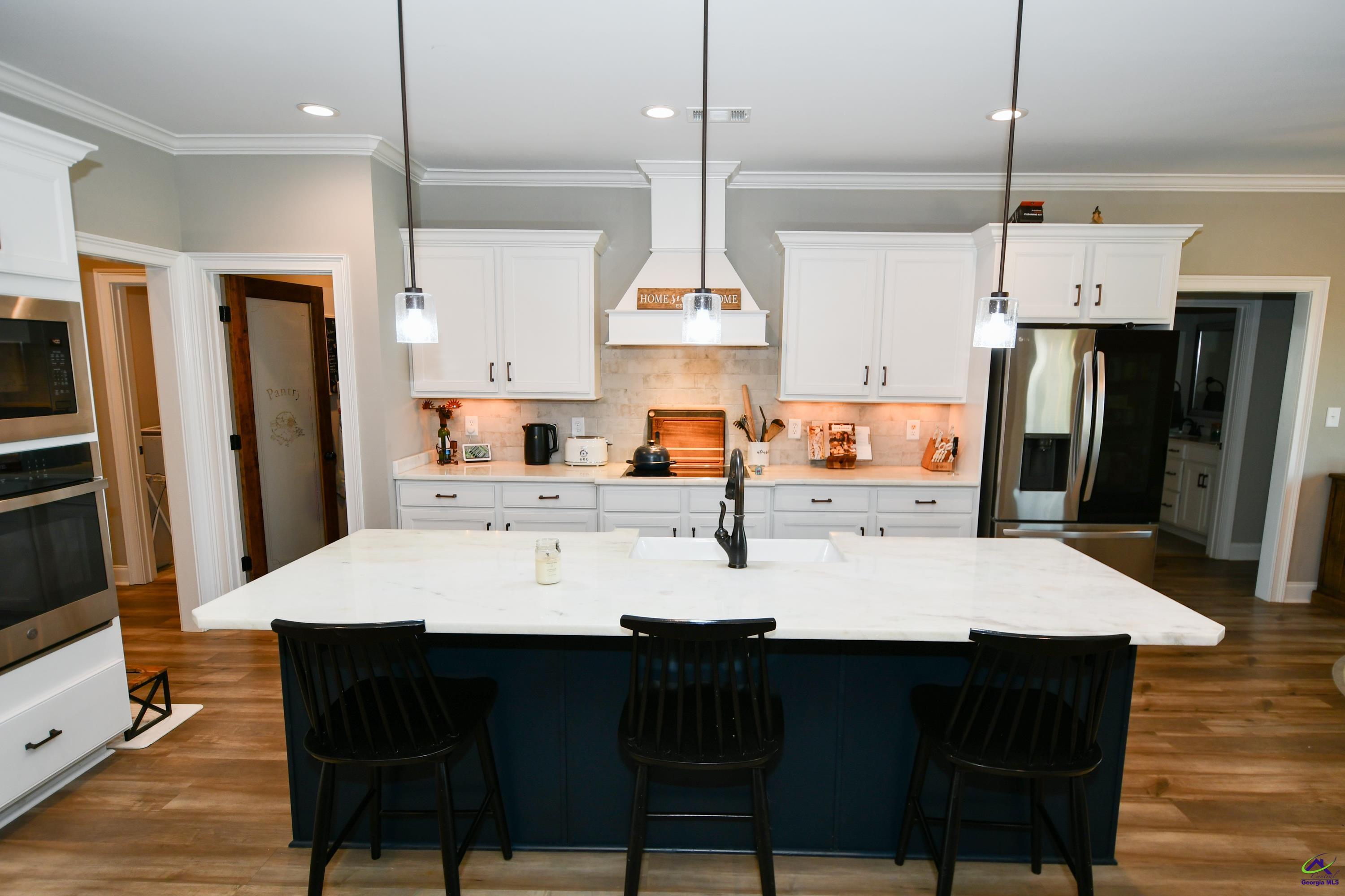412 Stonegate Trail