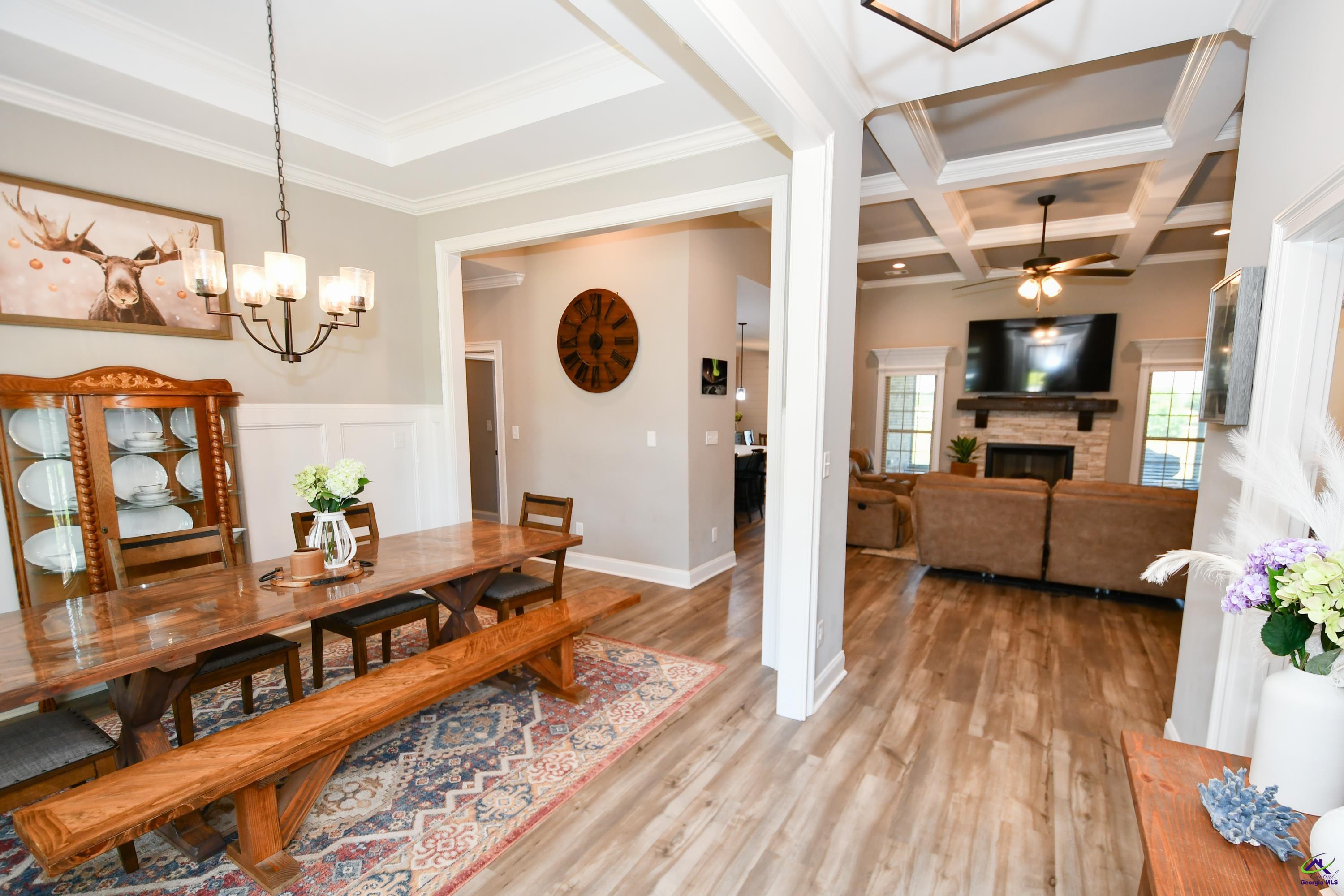 412 Stonegate Trail