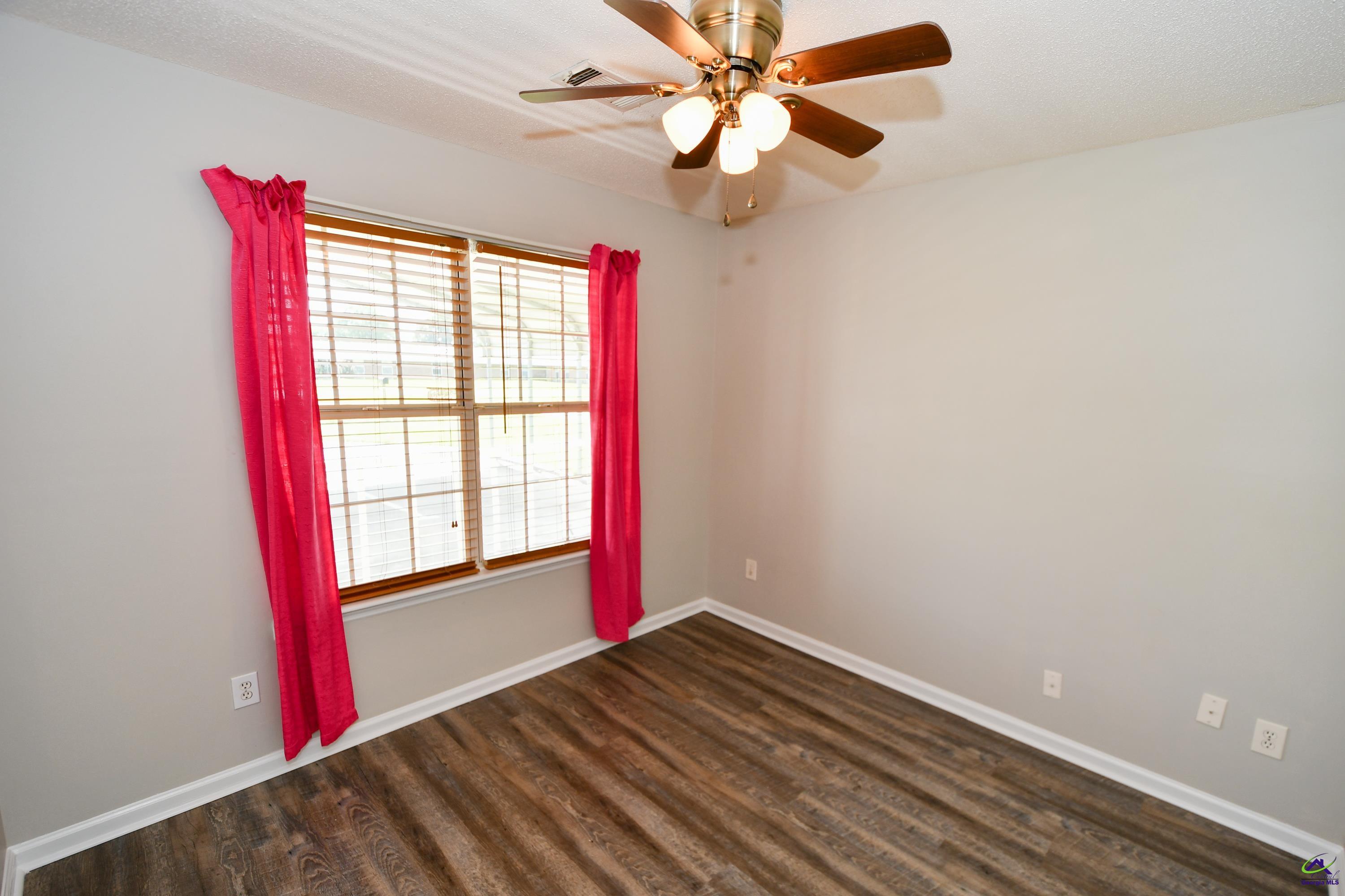 295 Johnson Rd