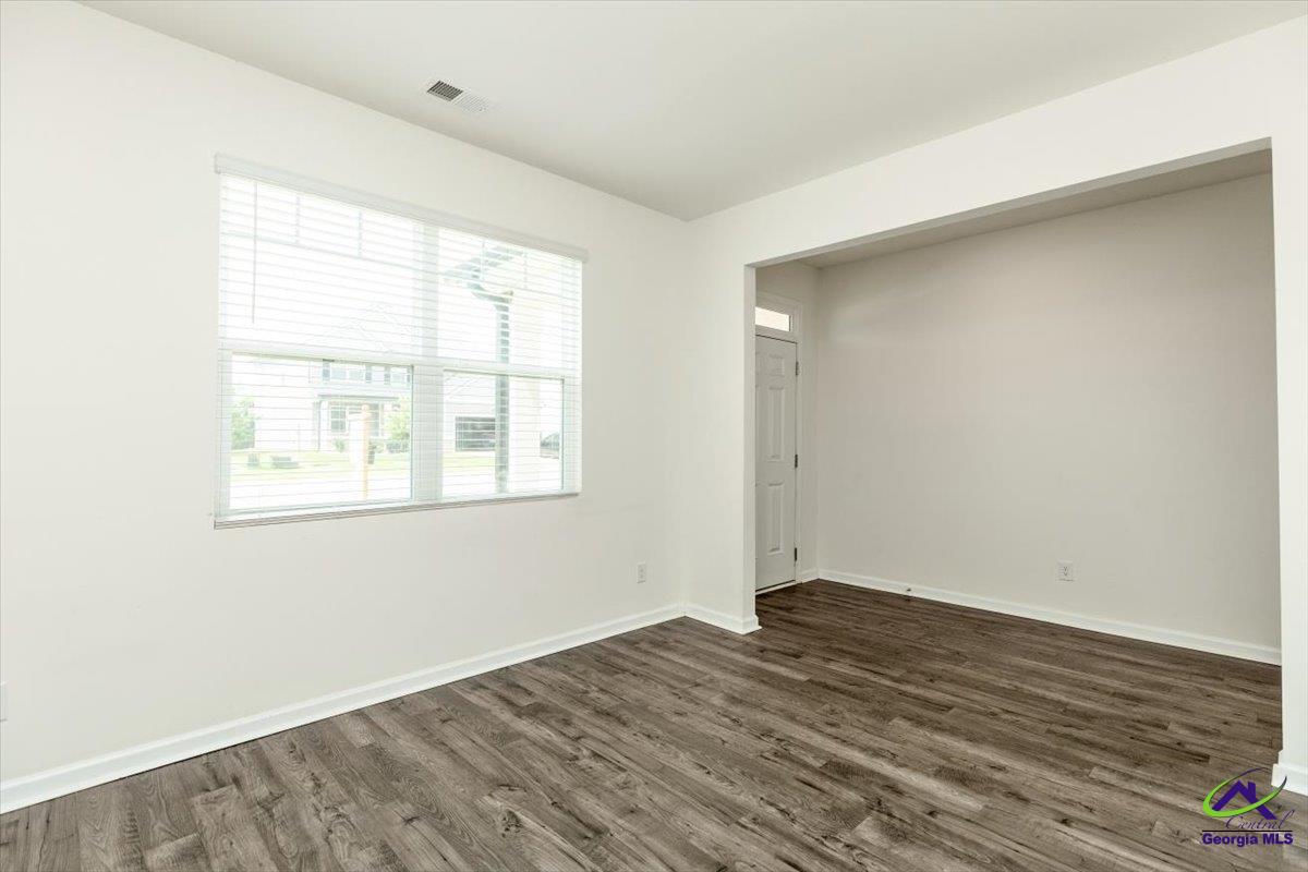 111 Farmers Way