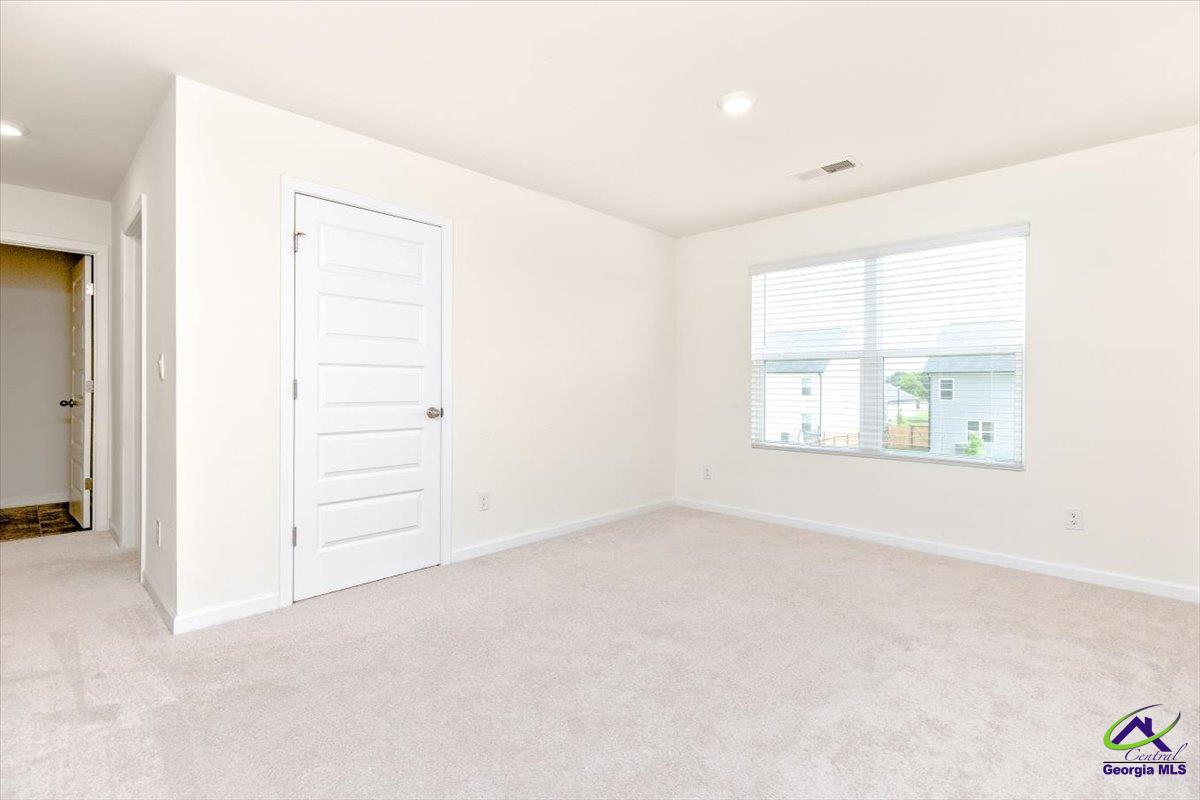 111 Farmers Way
