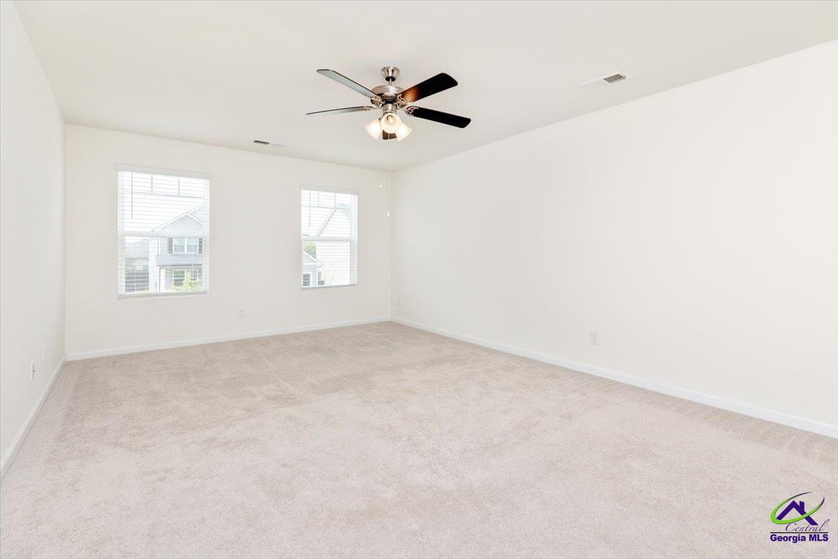 111 Farmers Way