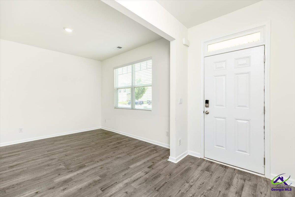 111 Farmers Way