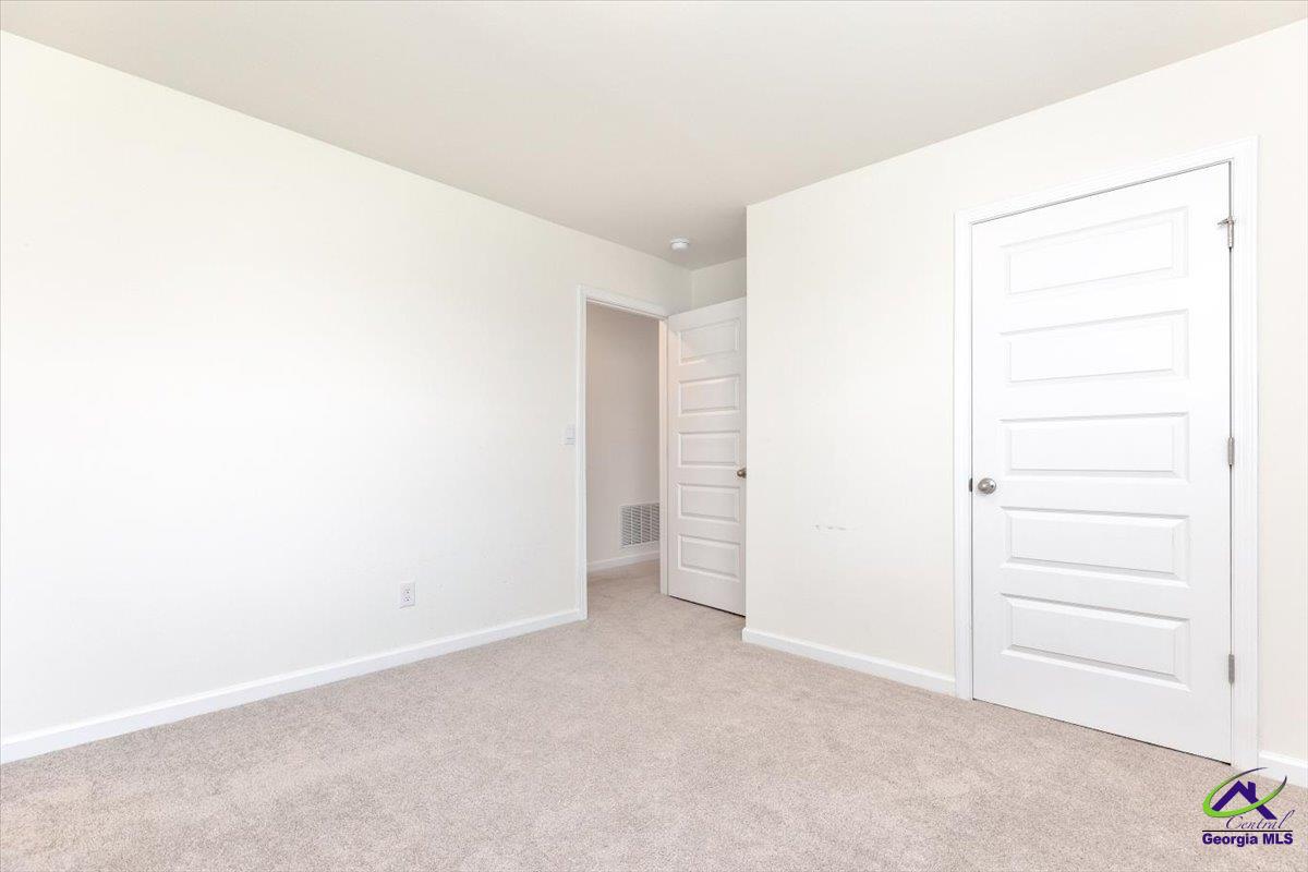111 Farmers Way