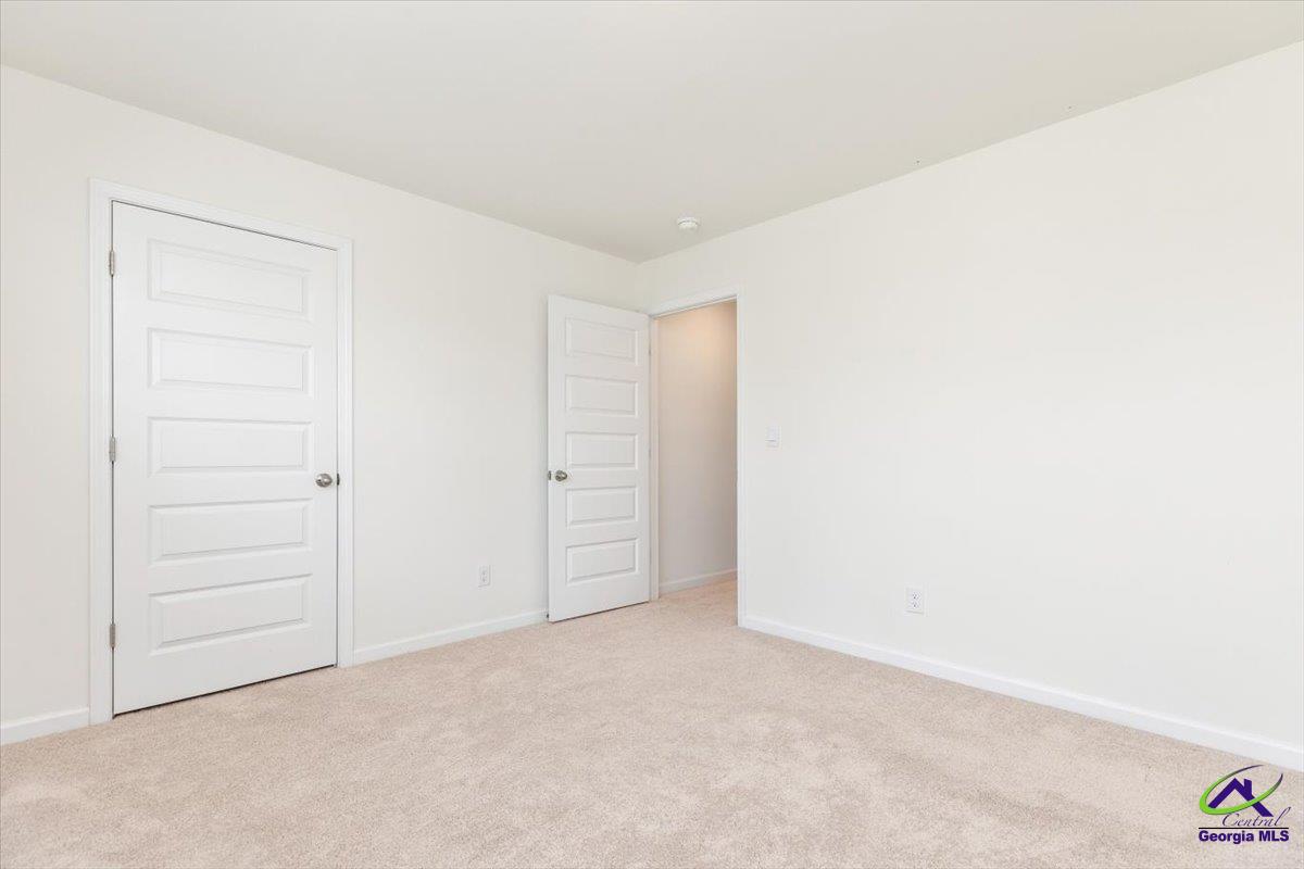 111 Farmers Way