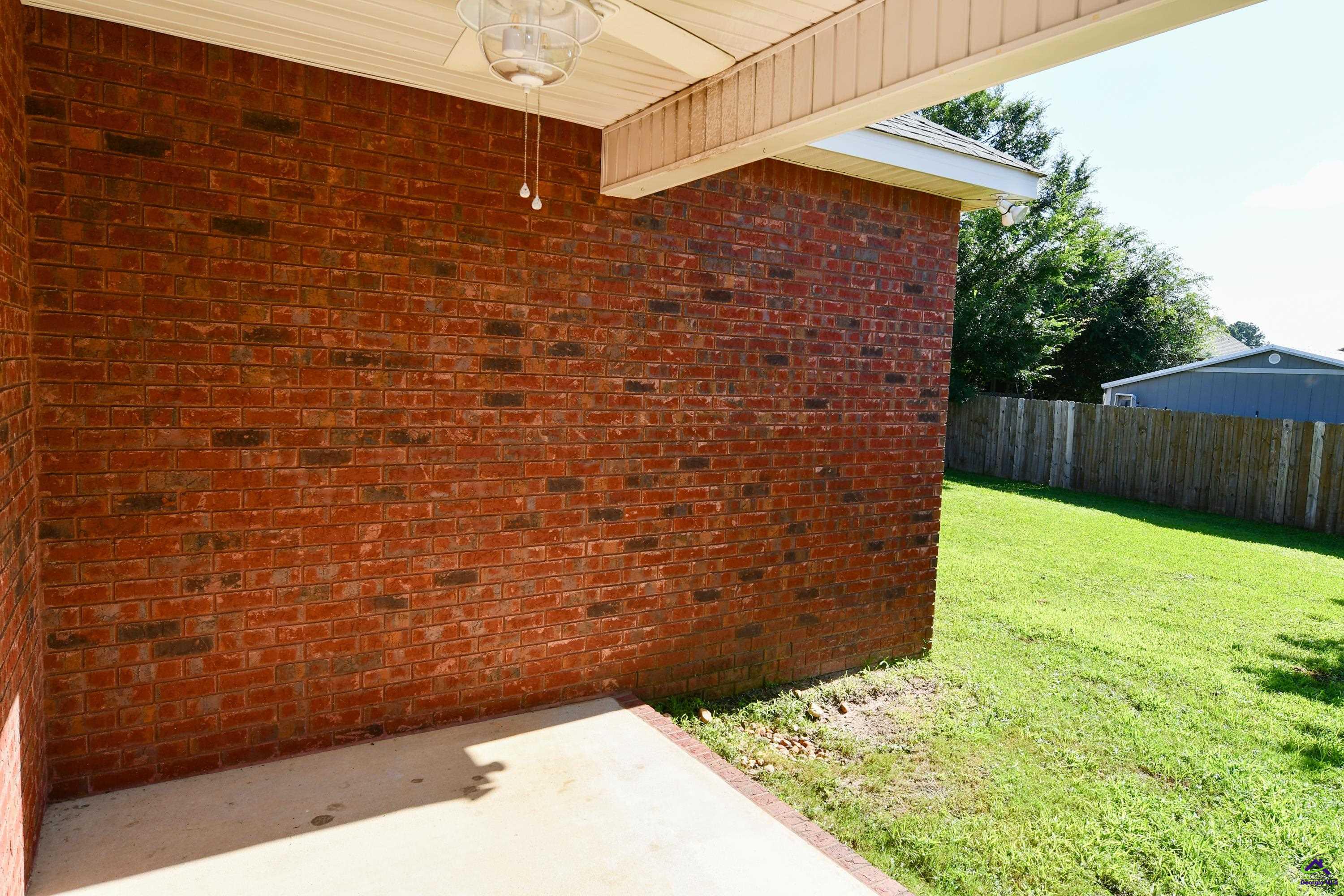 405 Green Island Rd