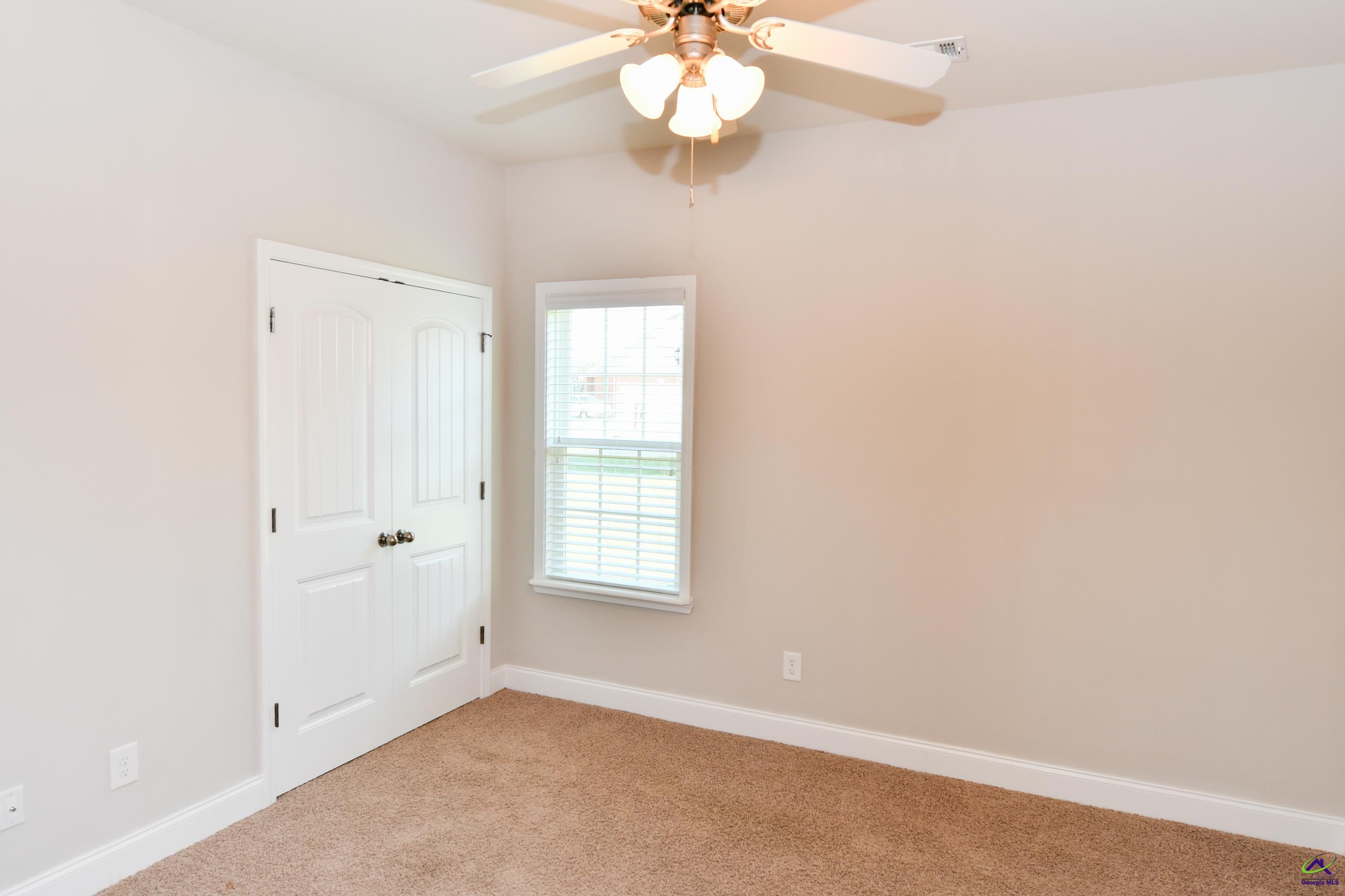 405 Green Island Rd