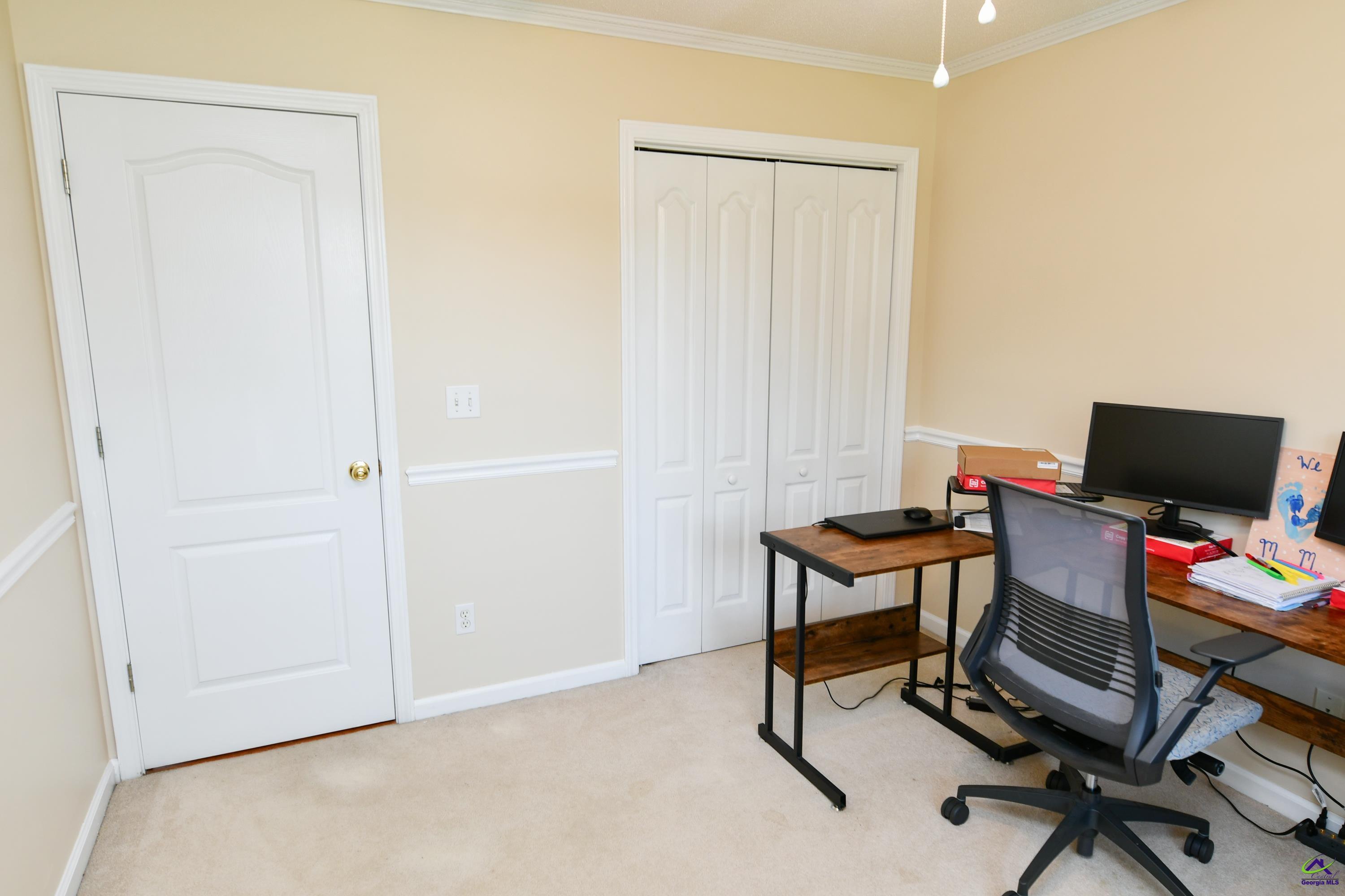 102 Mallard Pointe