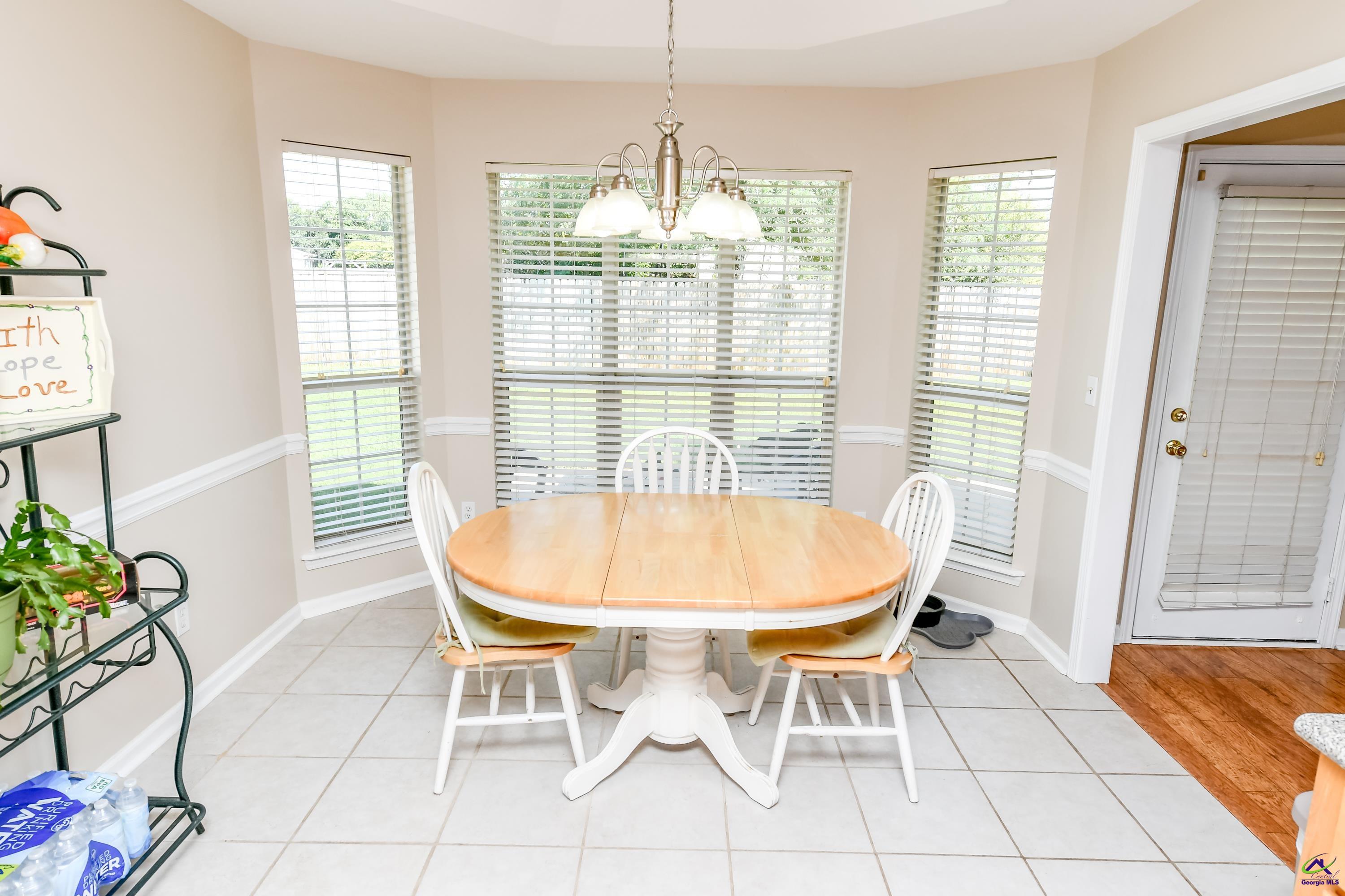 102 Mallard Pointe