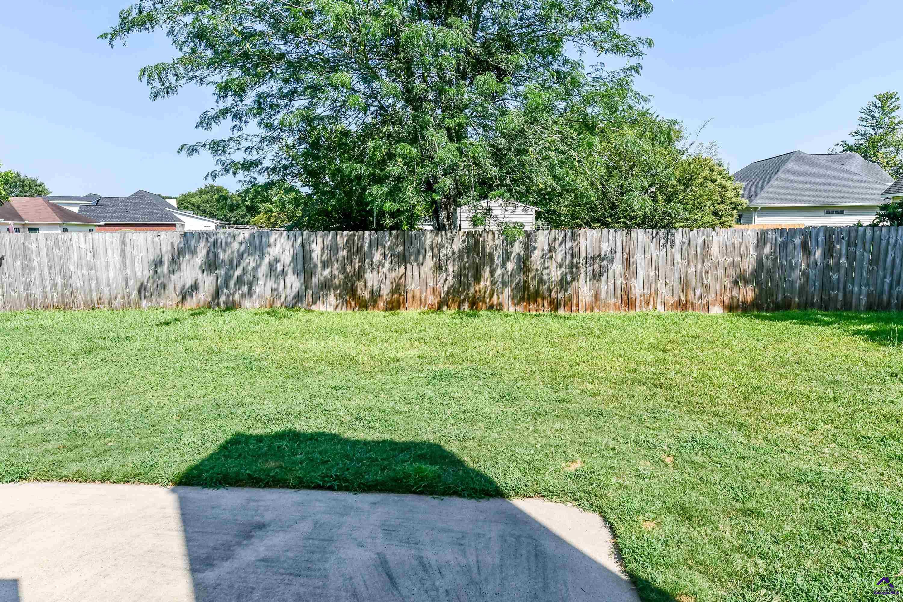102 Mallard Pointe