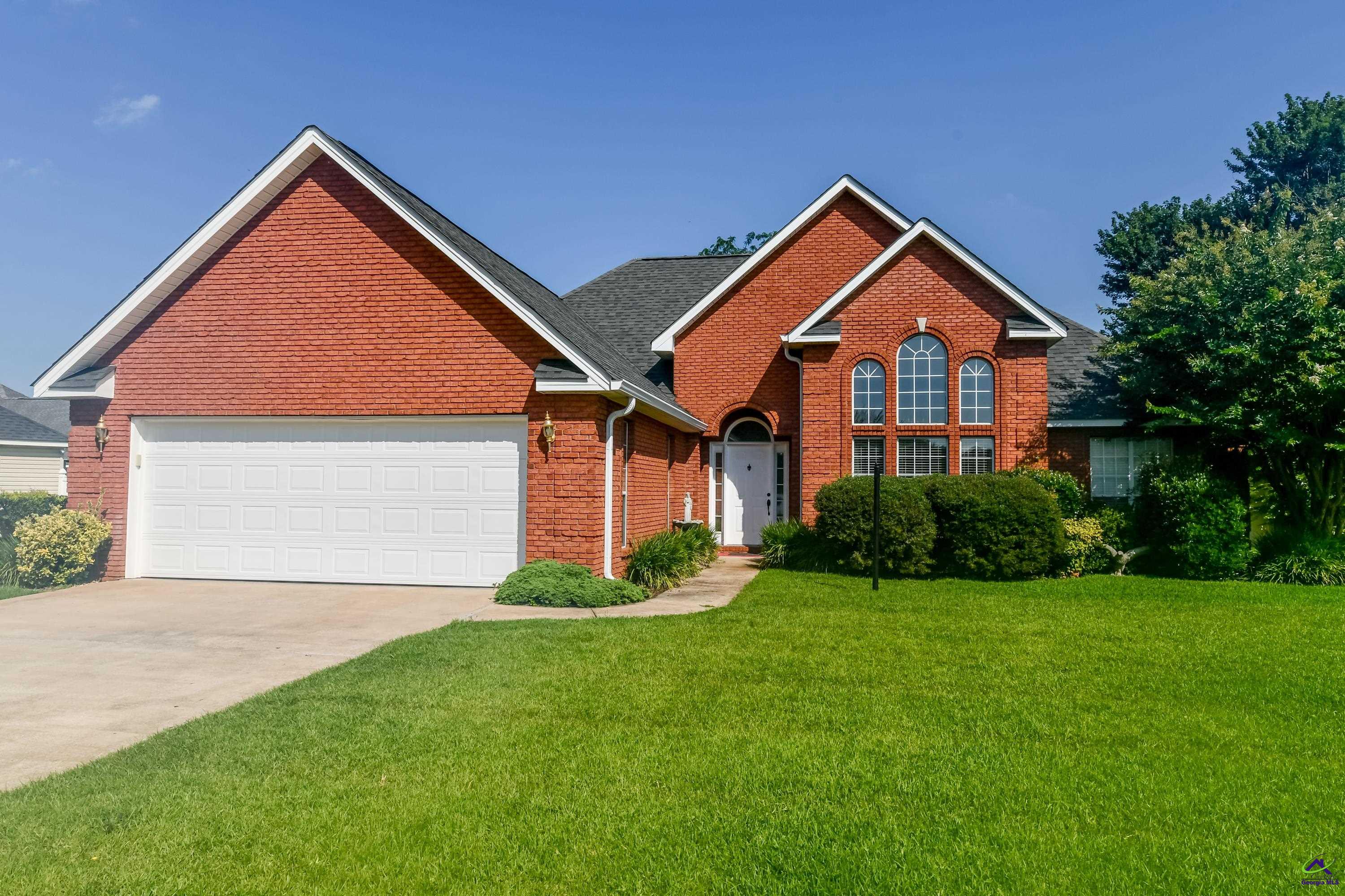 102 Mallard Pointe