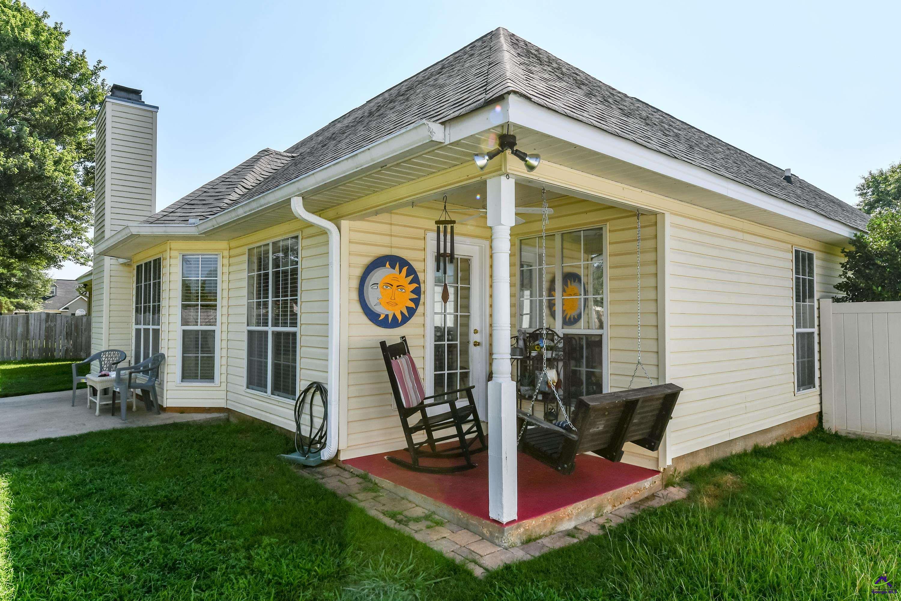 102 Mallard Pointe