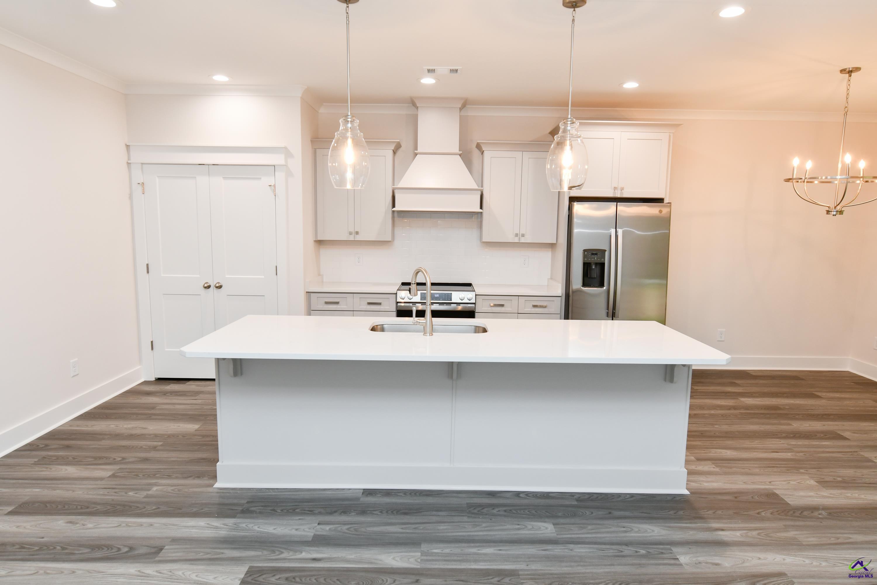 209 Willowbrook Lane