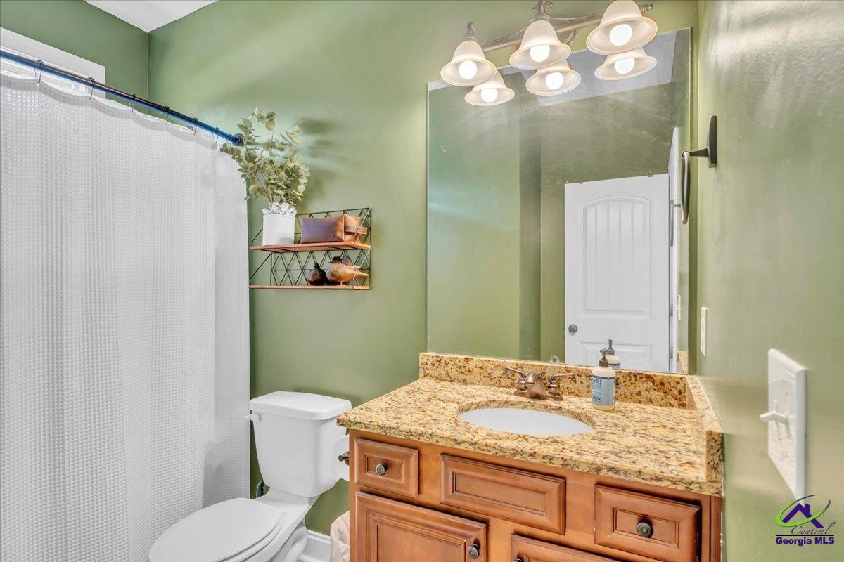 1035 Chattahoochee Drive