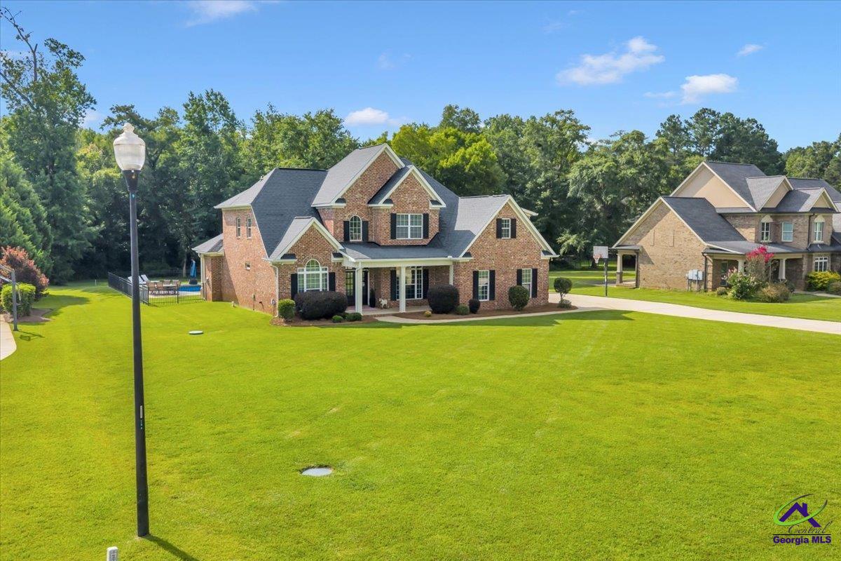 1035 Chattahoochee Drive