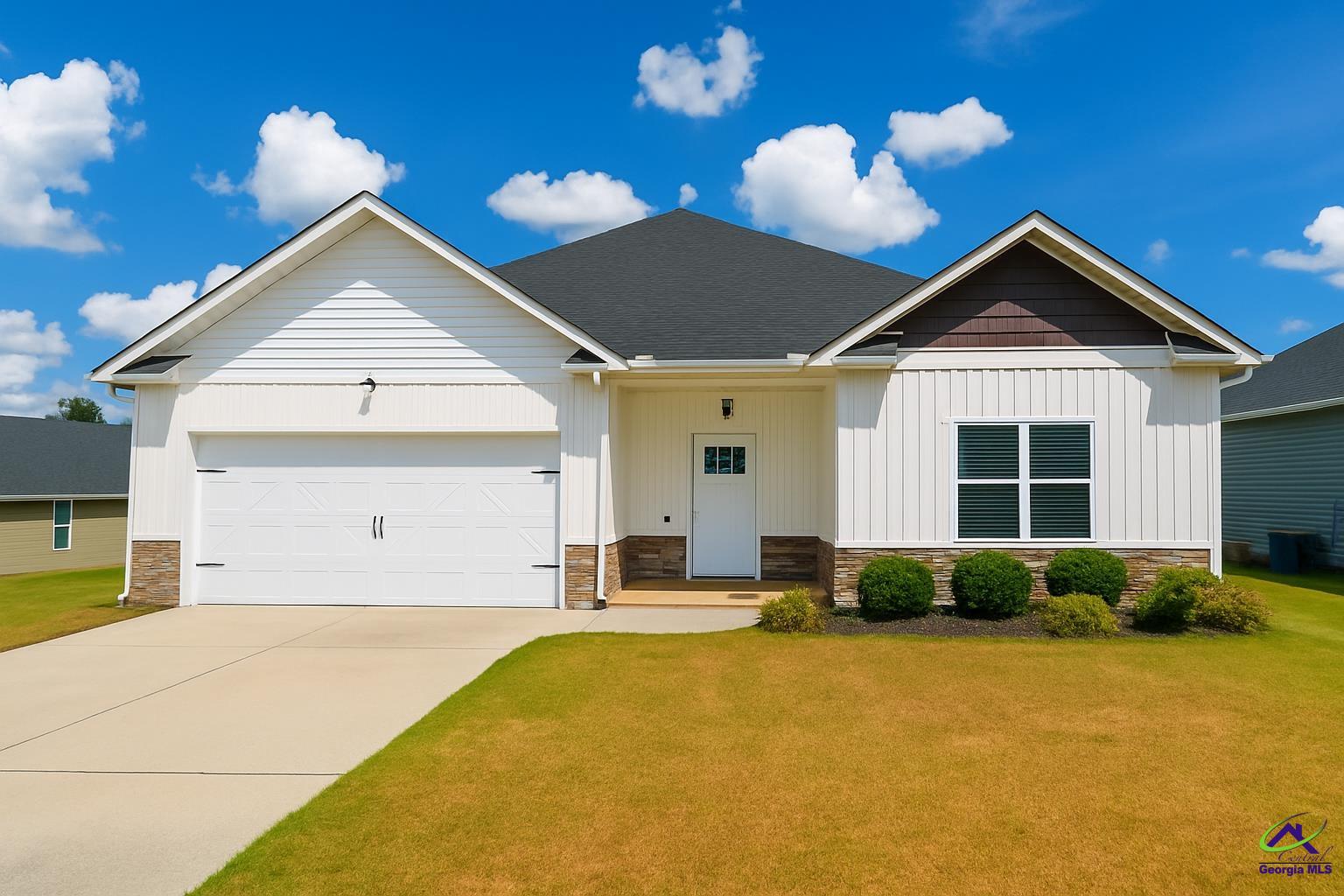 907 Adirondac Way