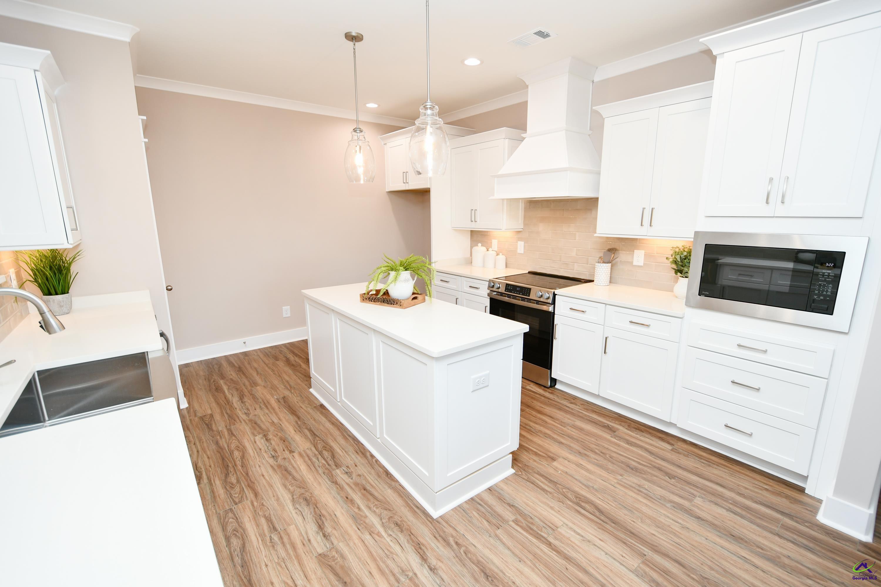 102 Black Birch Lane