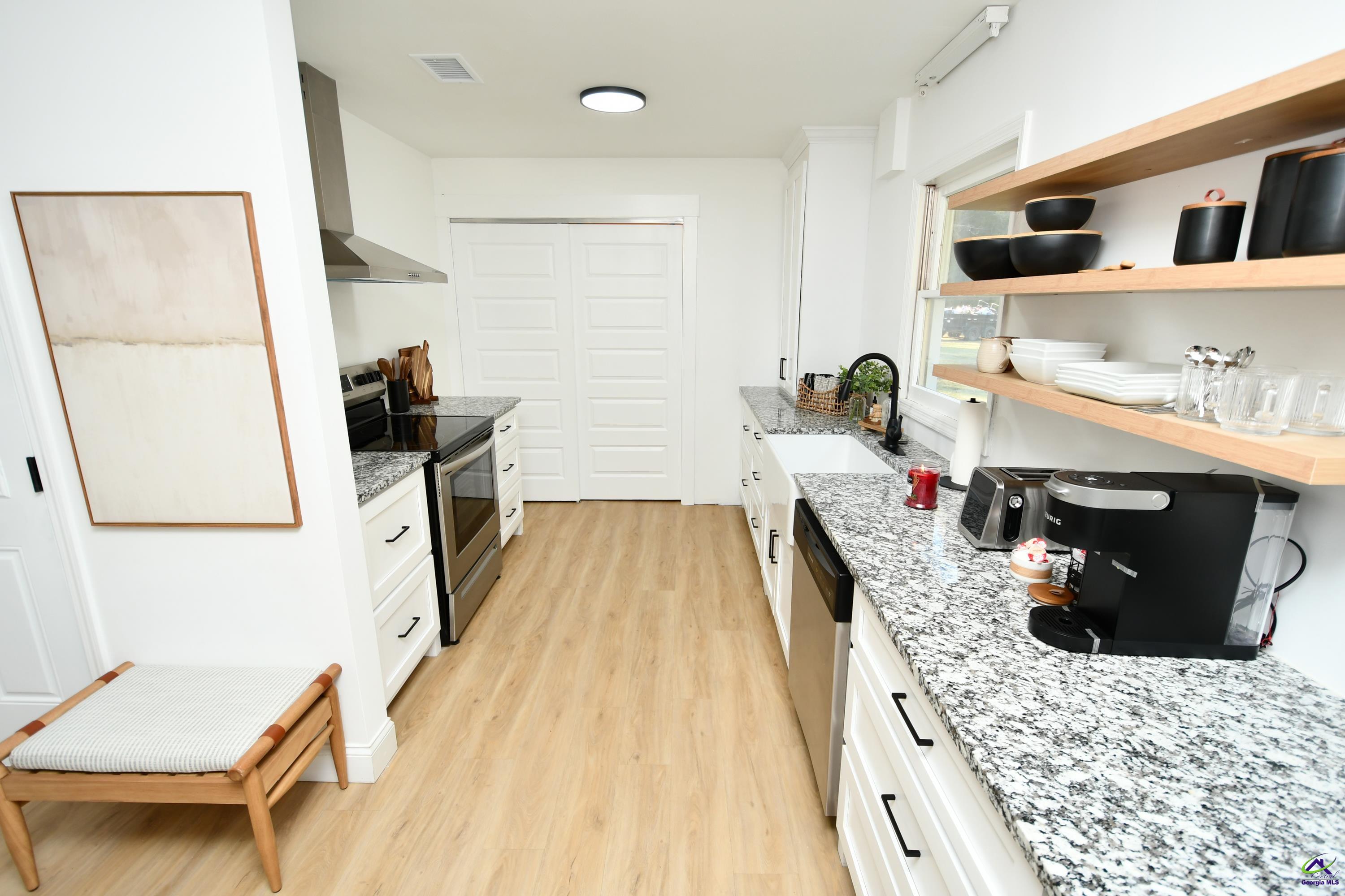 4285 Holly Hill Drive