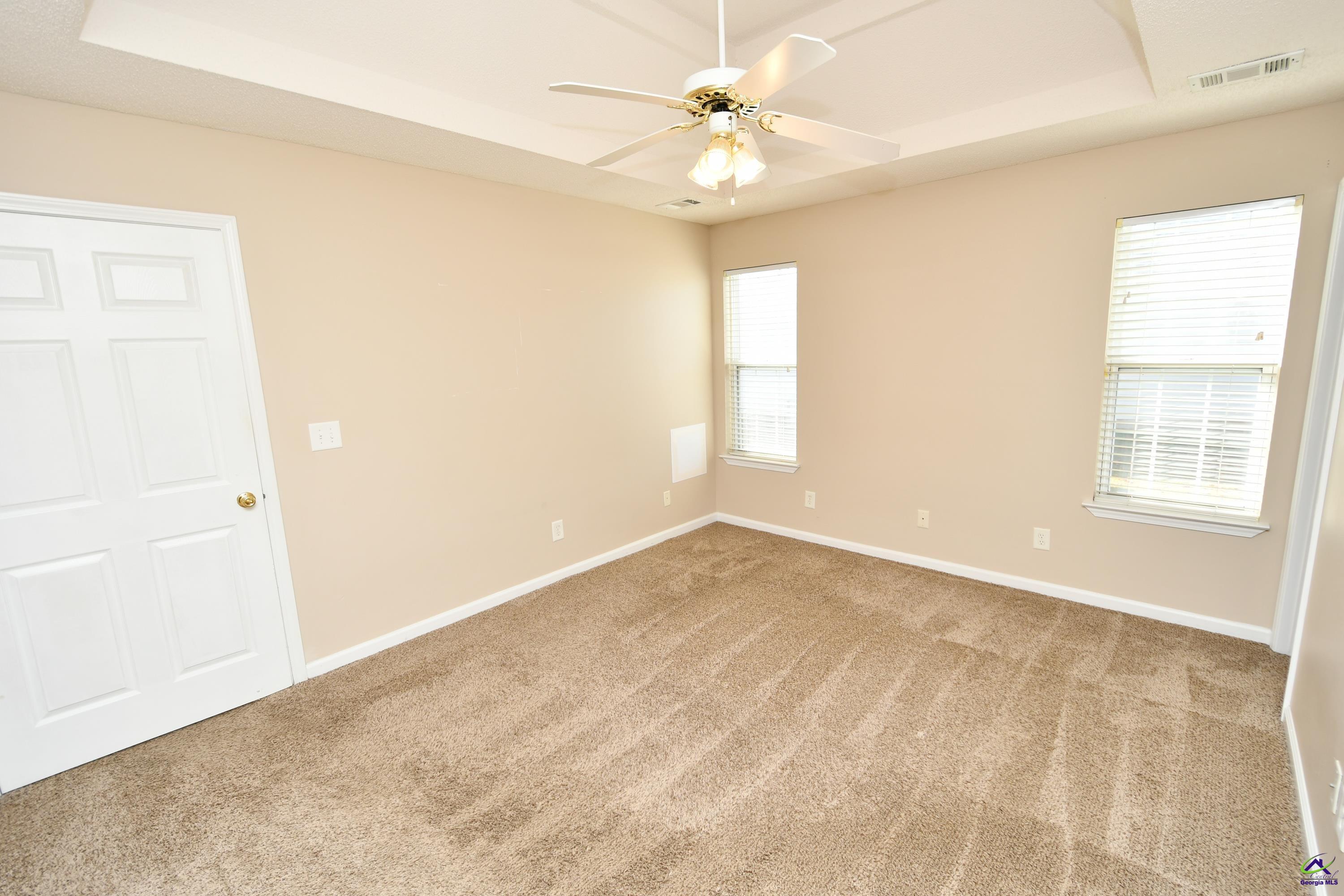 107 Dorothy Ct