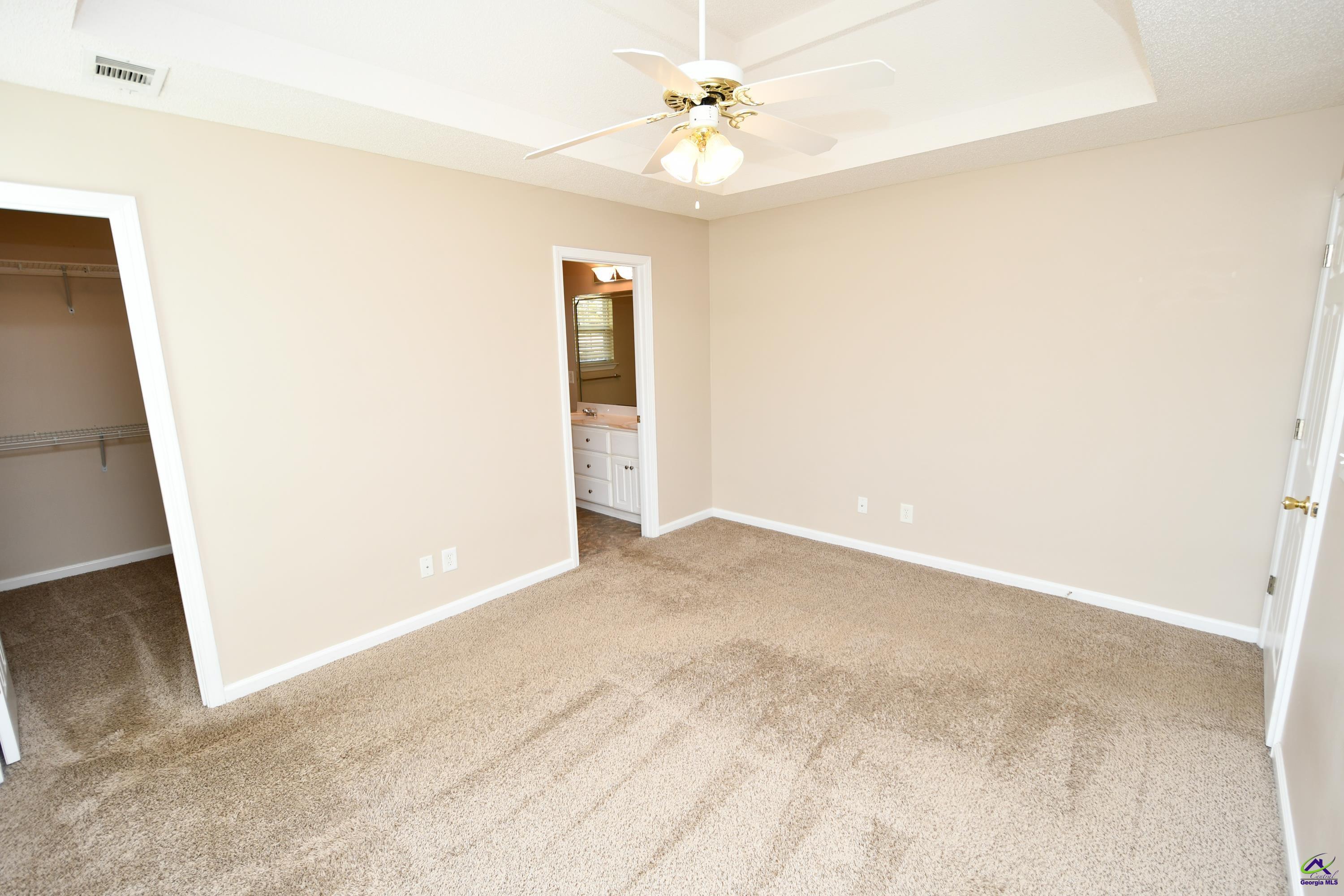 107 Dorothy Ct