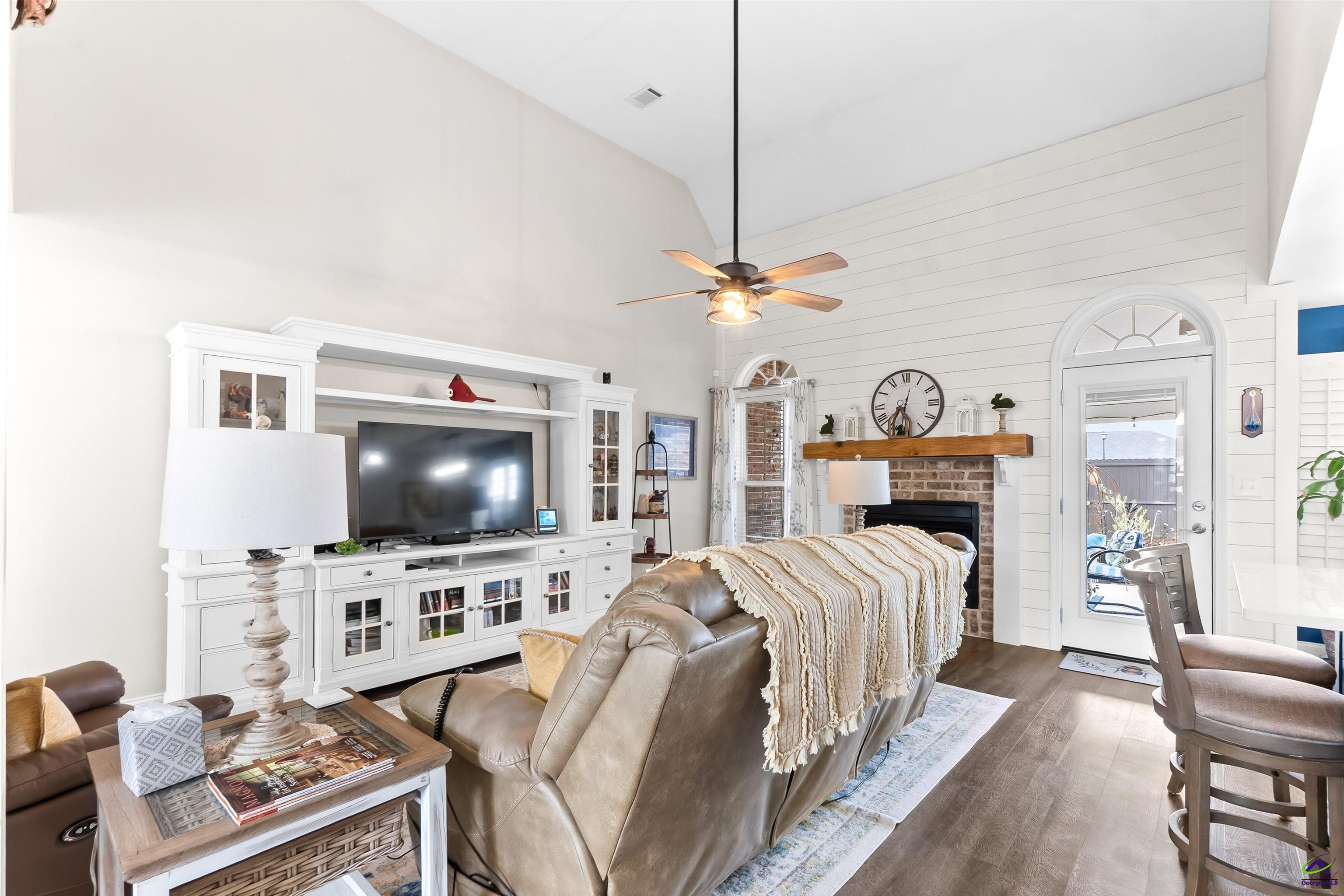 105 Sandy Springs Drive