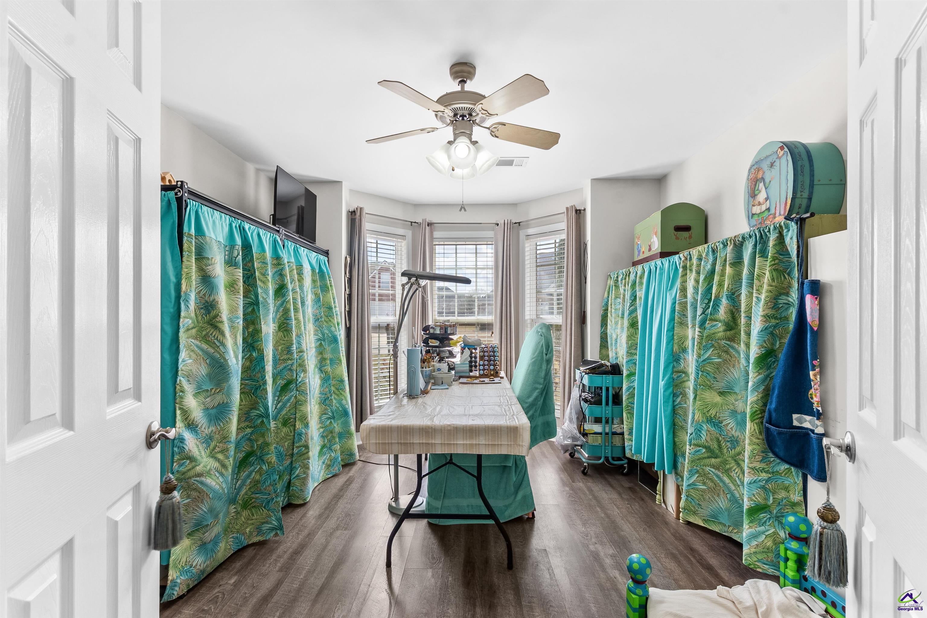 105 Sandy Springs Drive