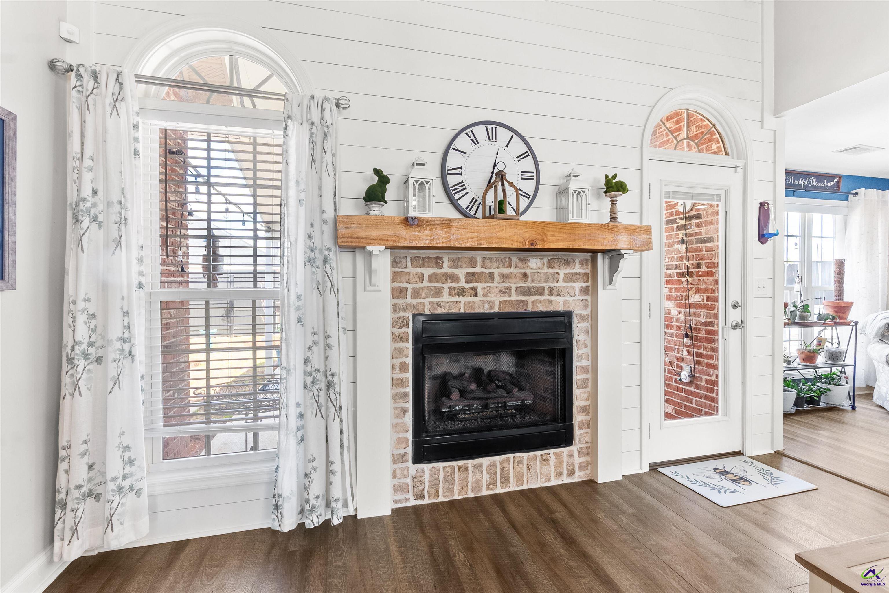 105 Sandy Springs Drive