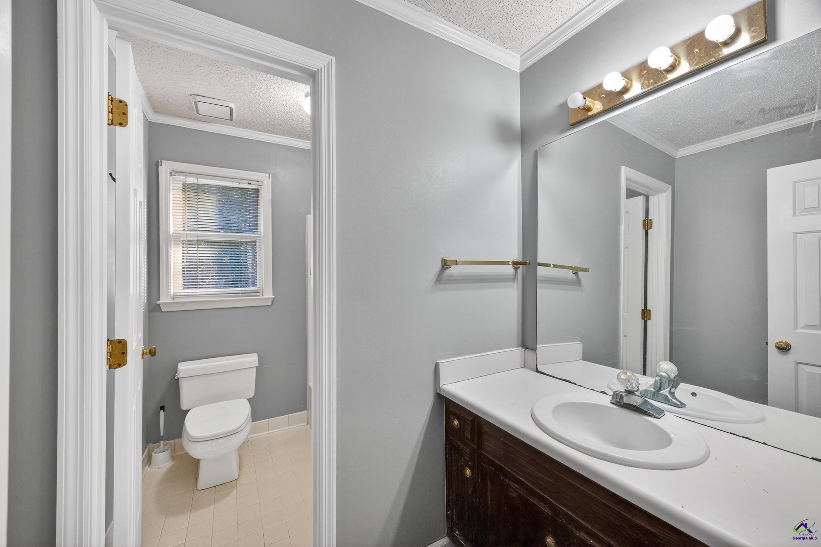 114 Nassau Ct