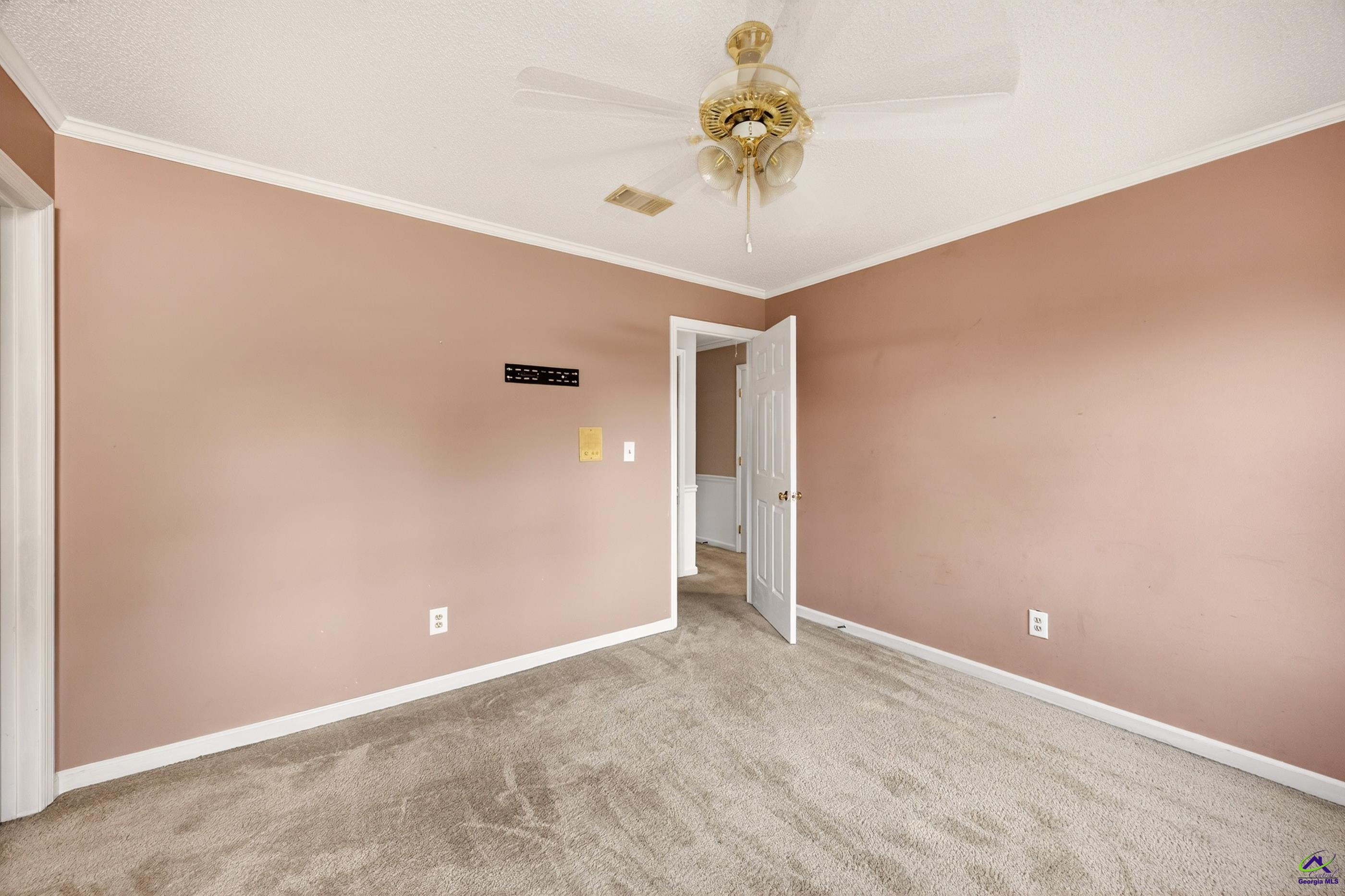 114 Nassau Ct