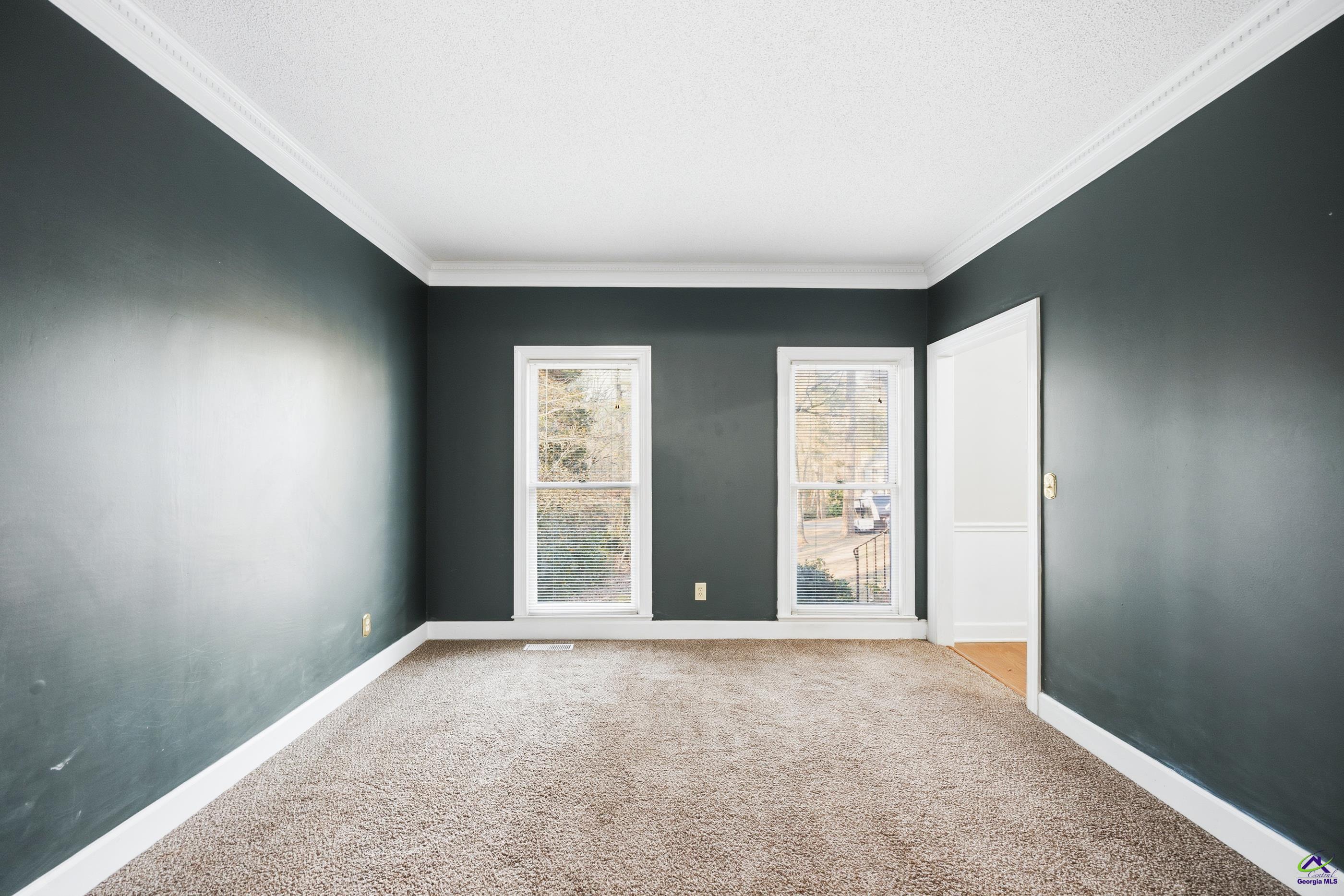 114 Nassau Ct