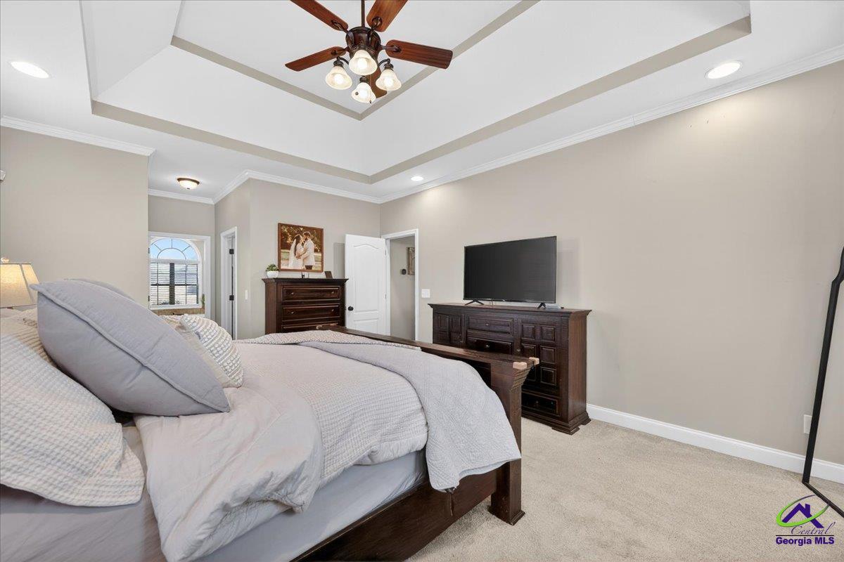 200 Yale Circle