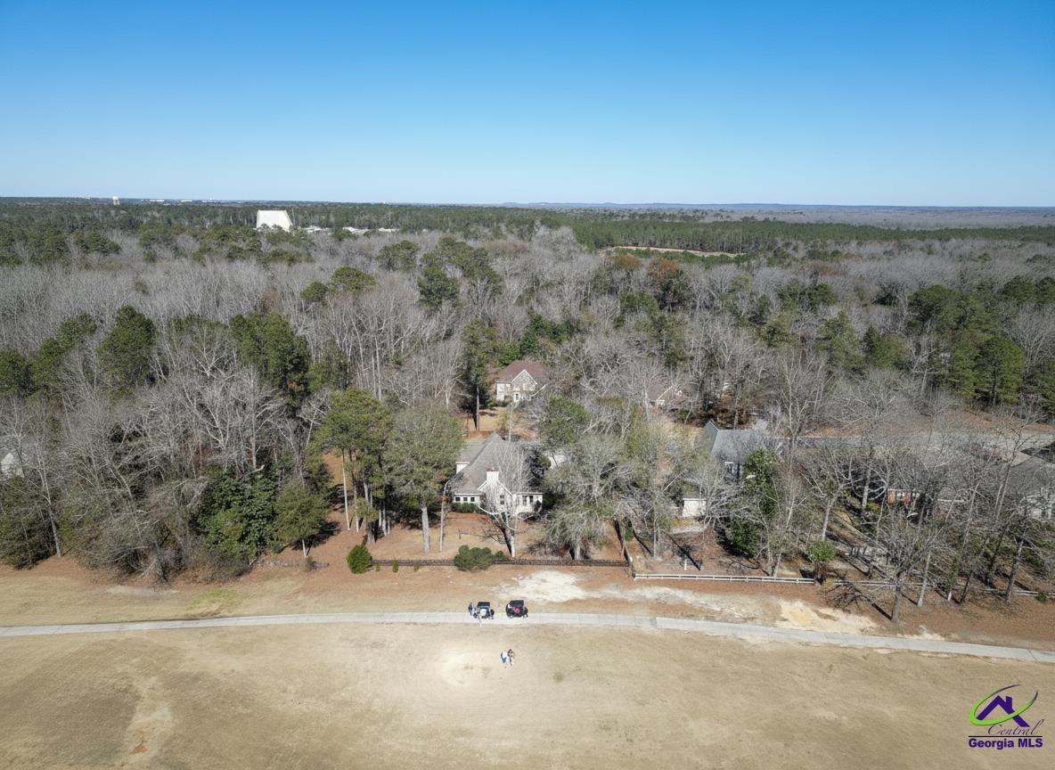 212 Falcon Crest