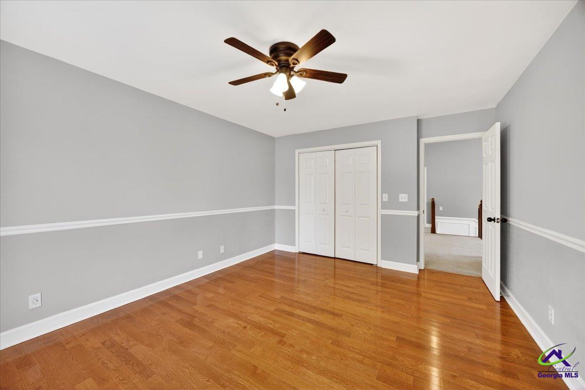 212 Falcon Crest