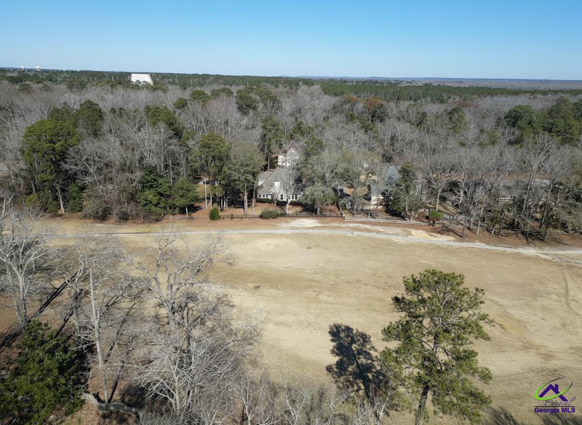 212 Falcon Crest