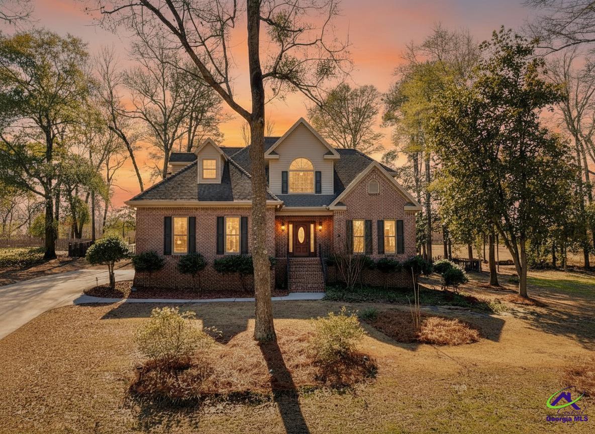 212 Falcon Crest