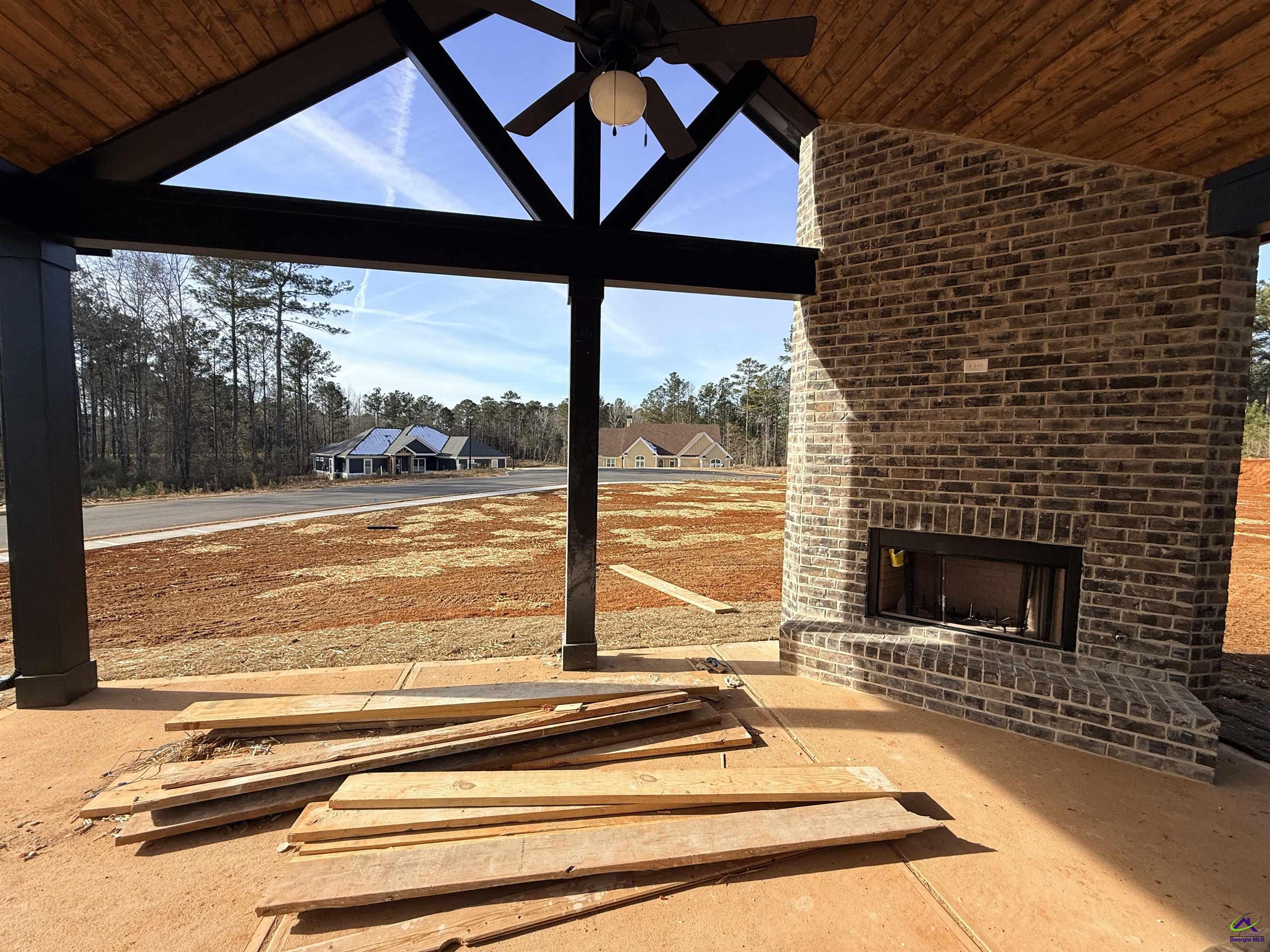 312 Clover Pass