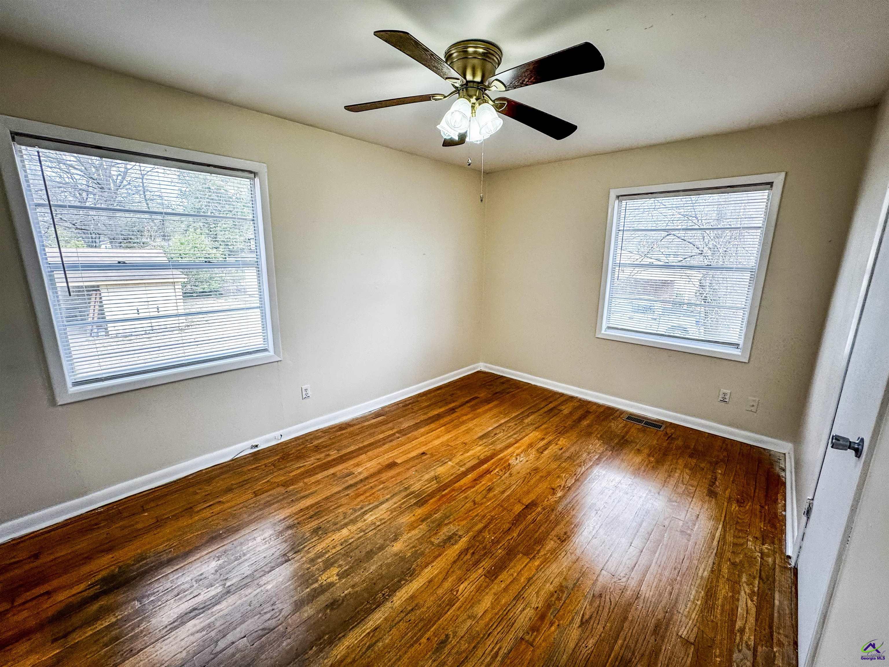 306 Woodlawn Avenue