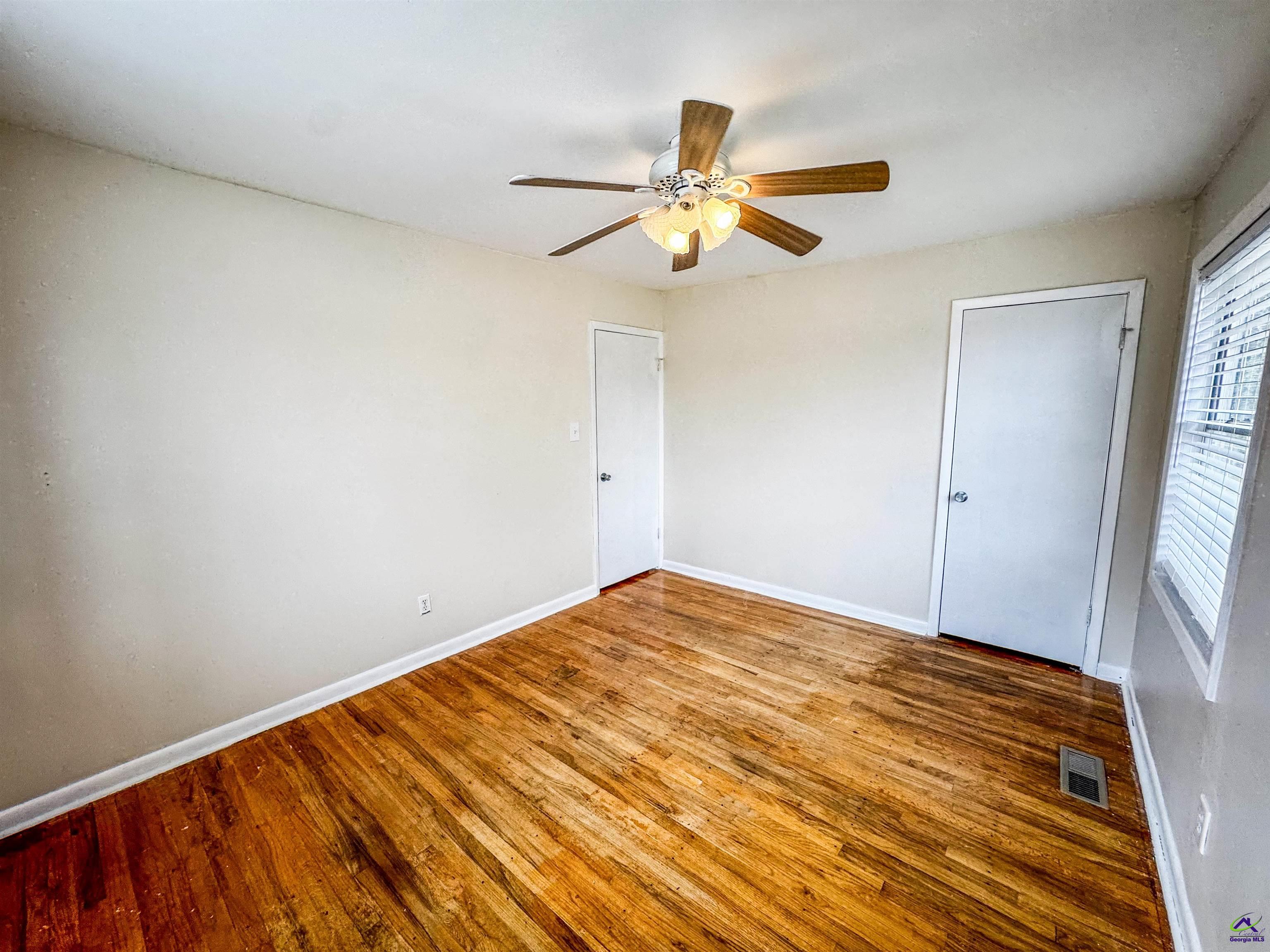 306 Woodlawn Avenue