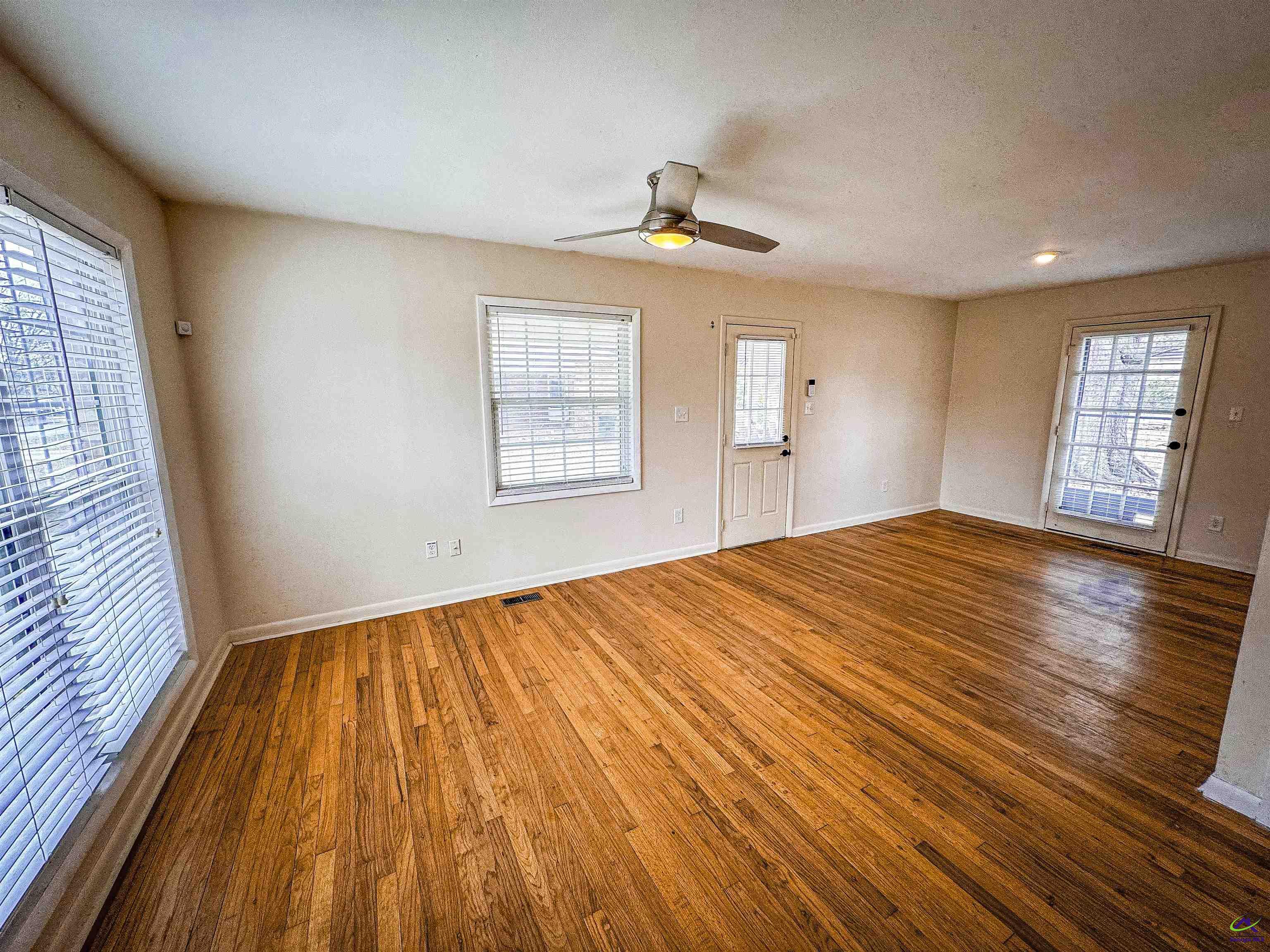 306 Woodlawn Avenue