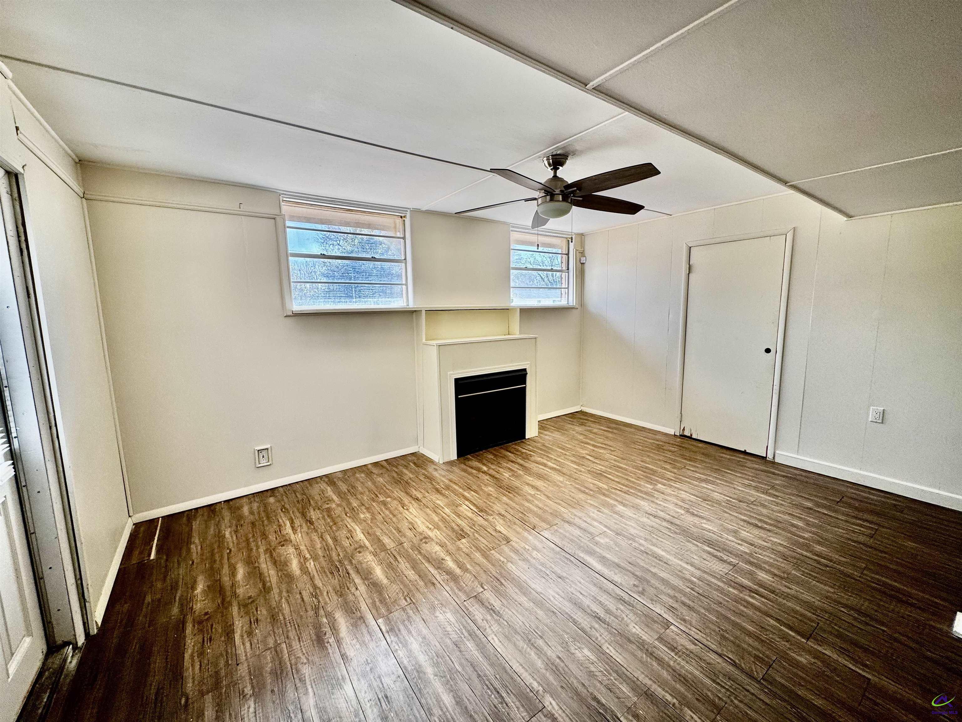 306 Woodlawn Avenue