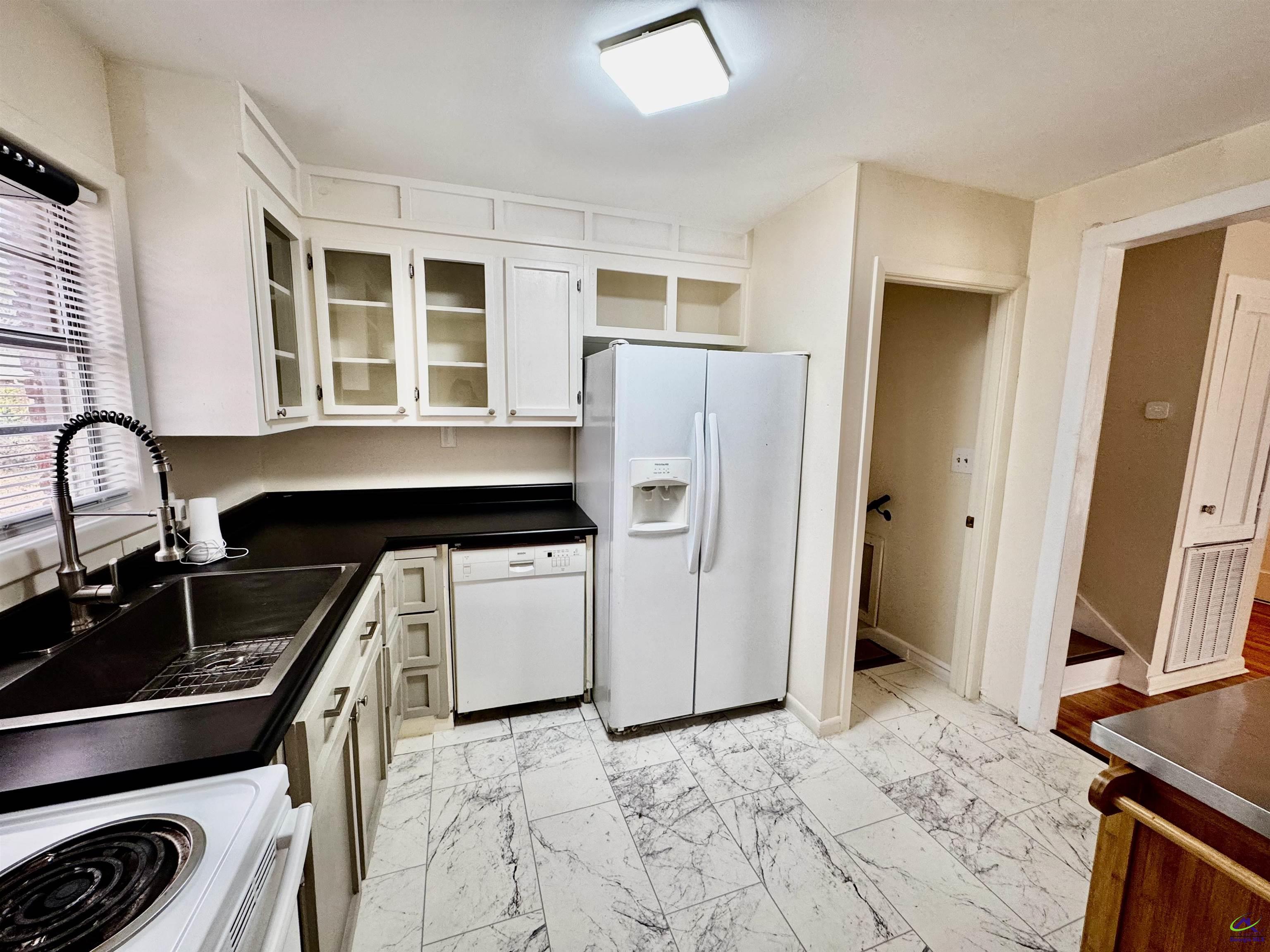 306 Woodlawn Avenue