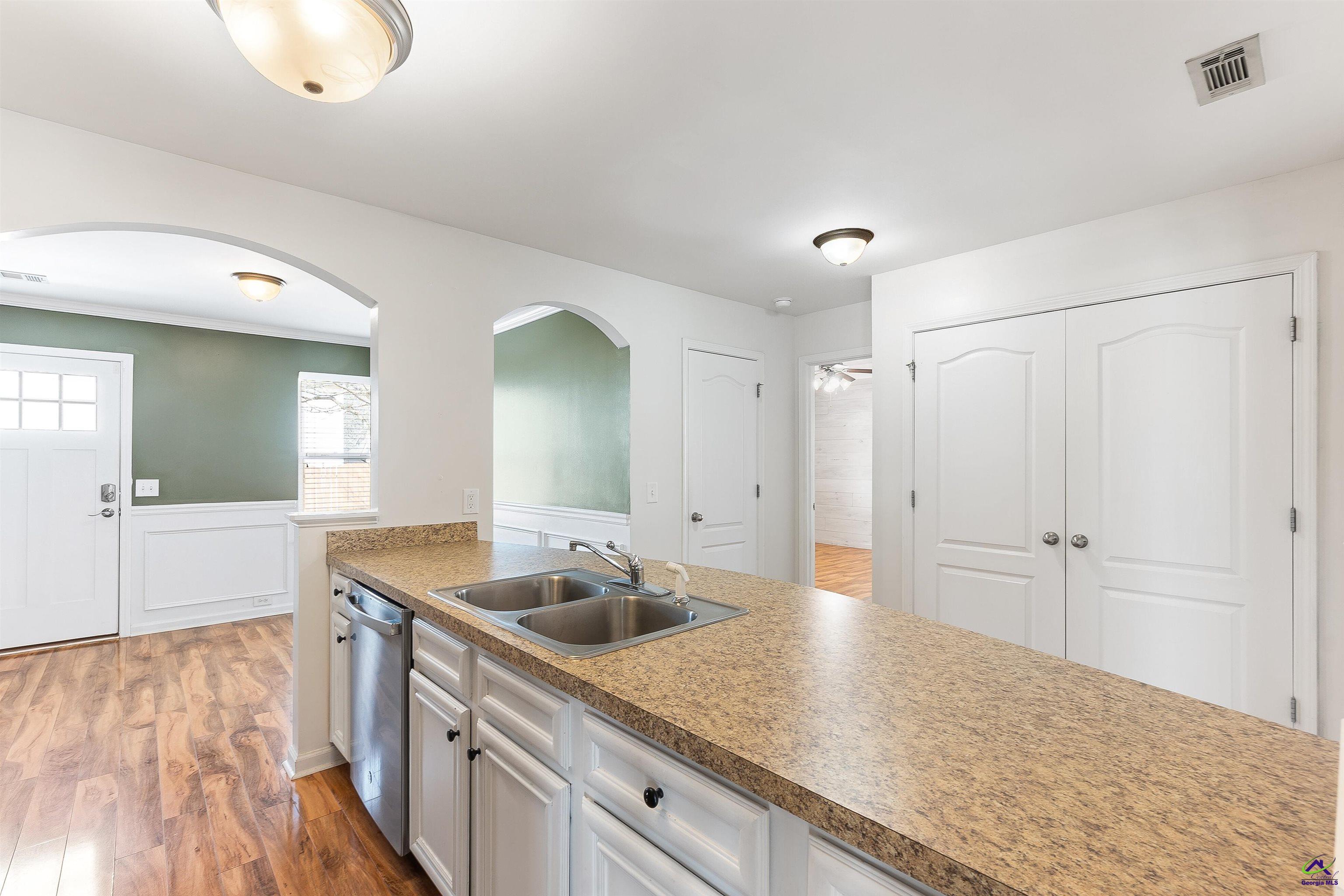 205 Charles Gray Blvd